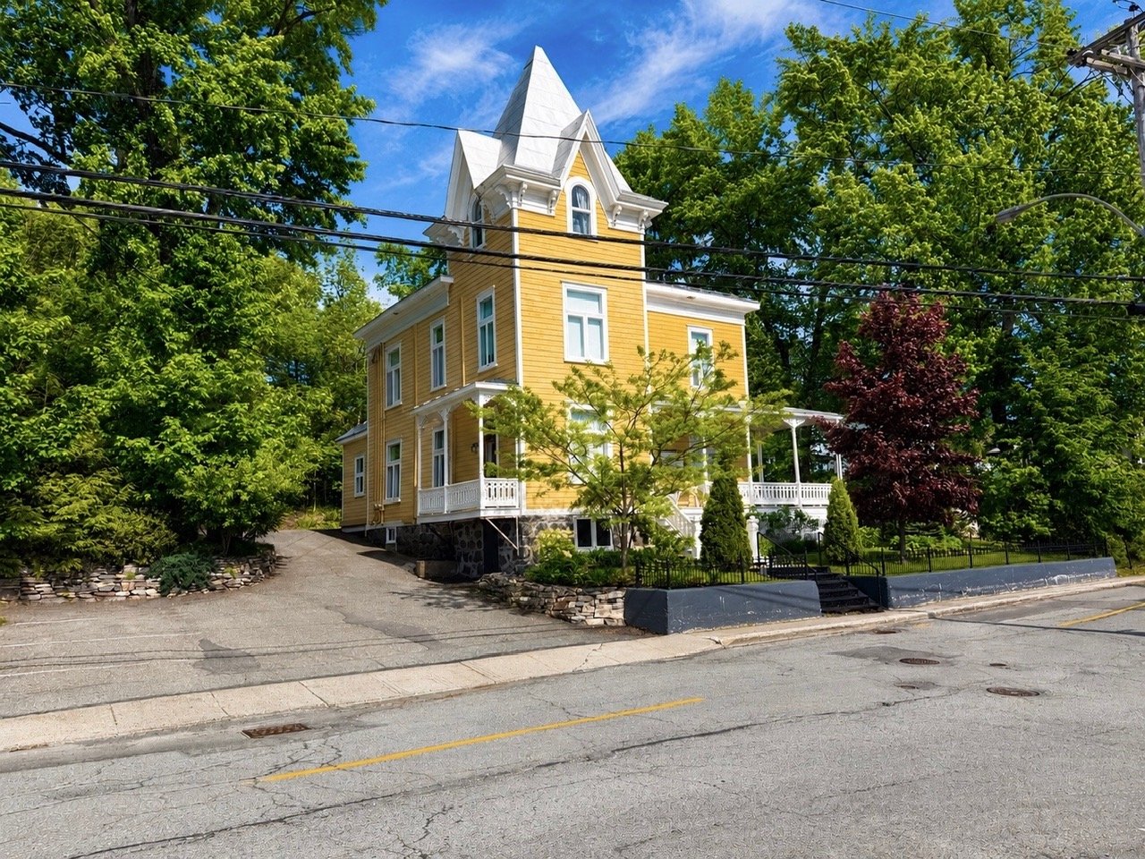 MLS: 16707318