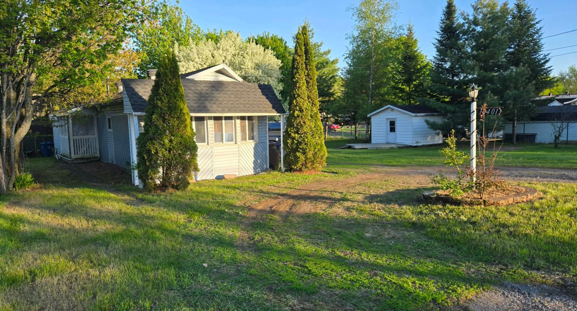 MLS: 26995454