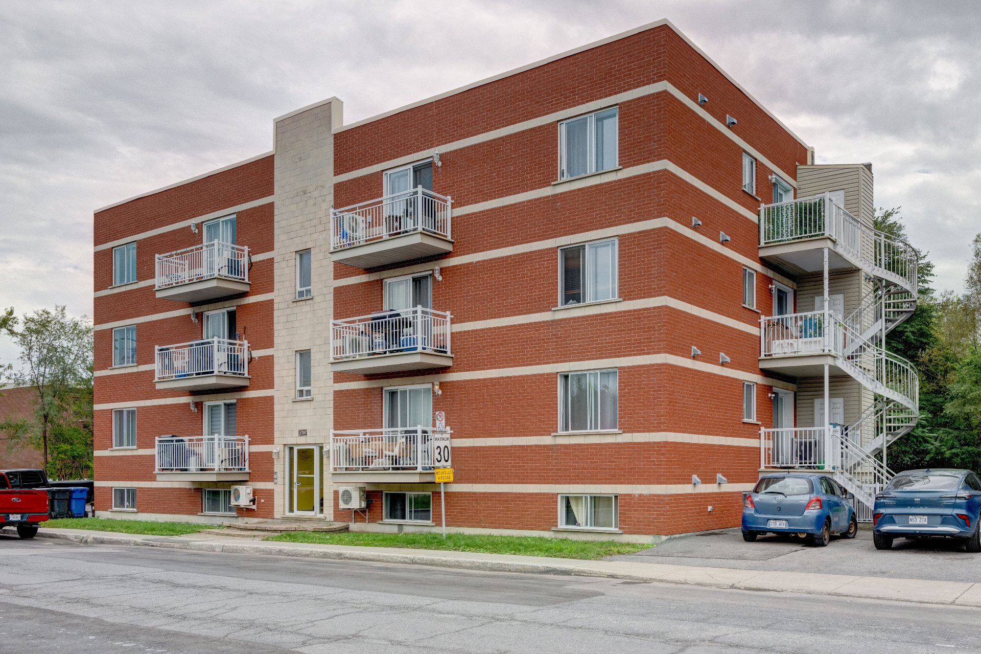 MLS: 15376096