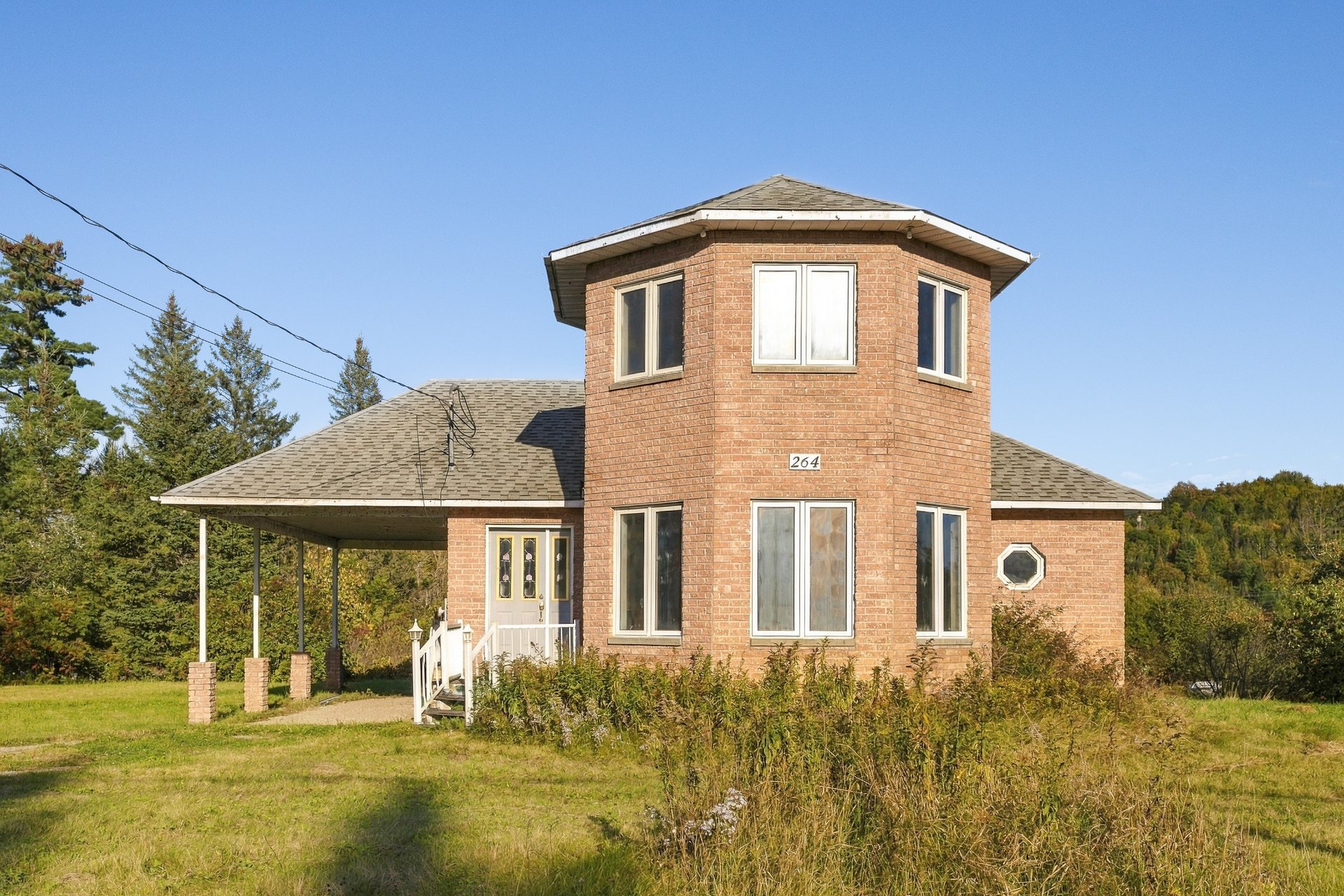 MLS: 18318458