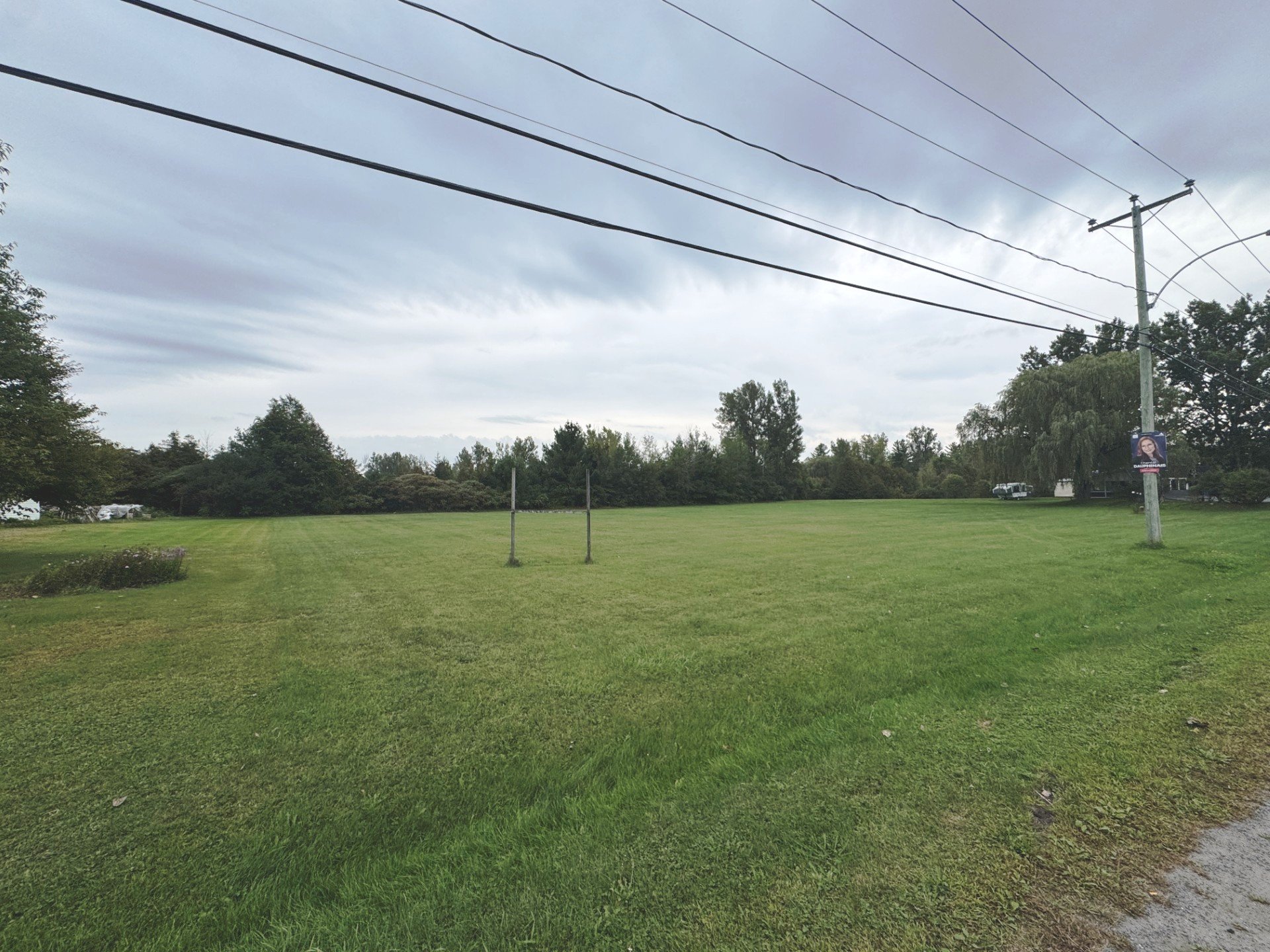 MLS: 26609477