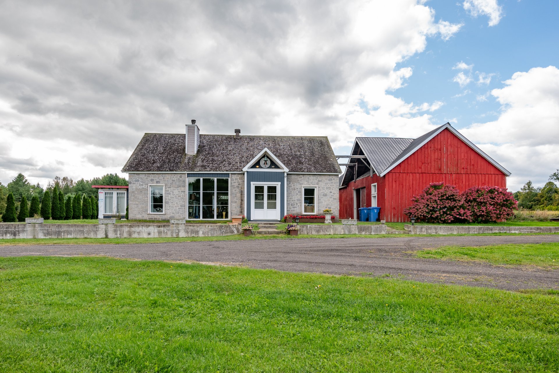 MLS: 9086836
