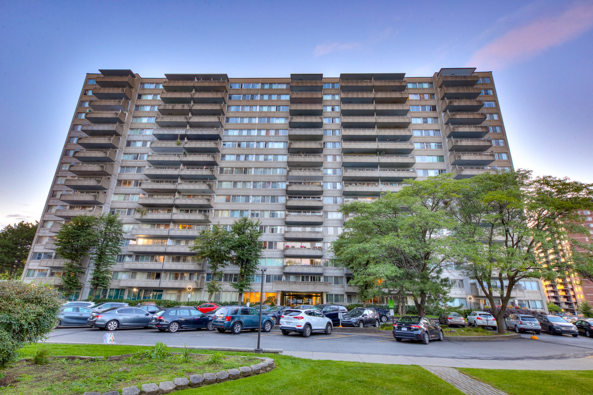 MLS: 21508457