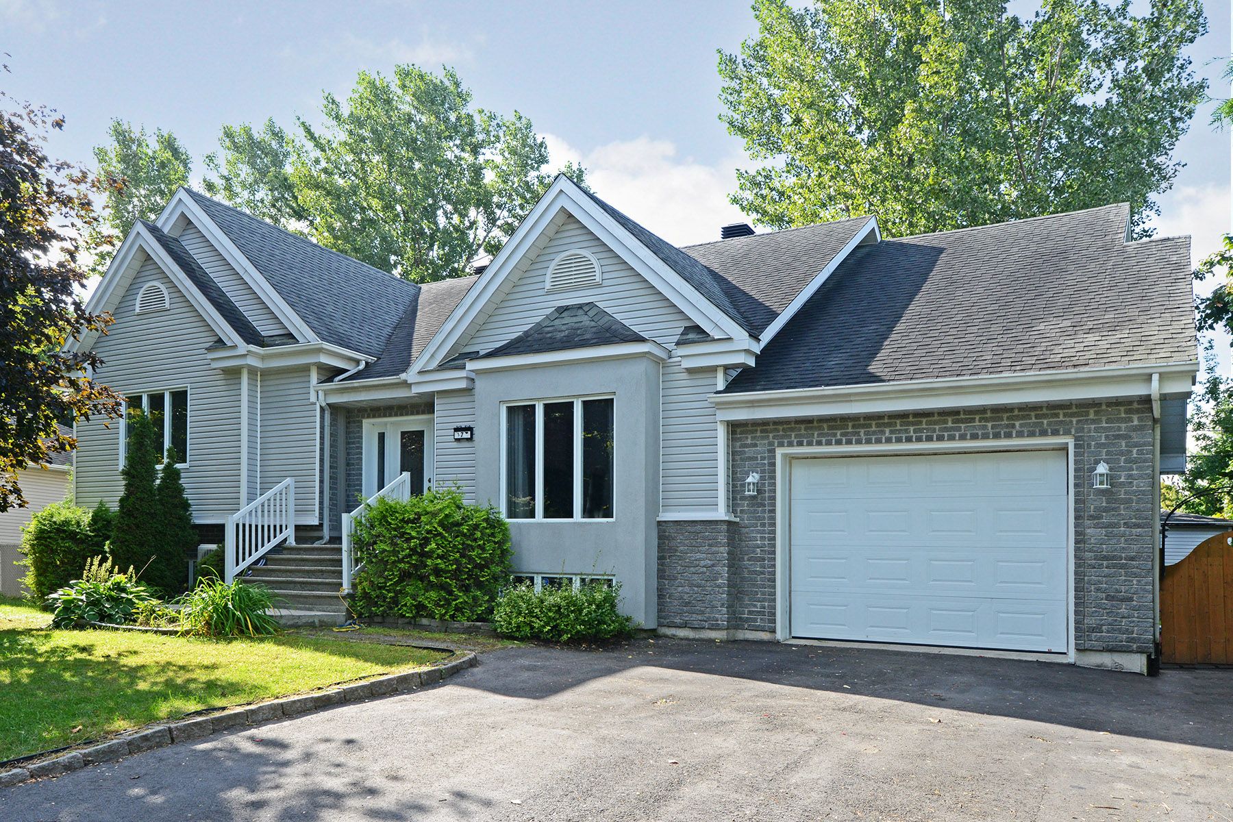 MLS: 15517972