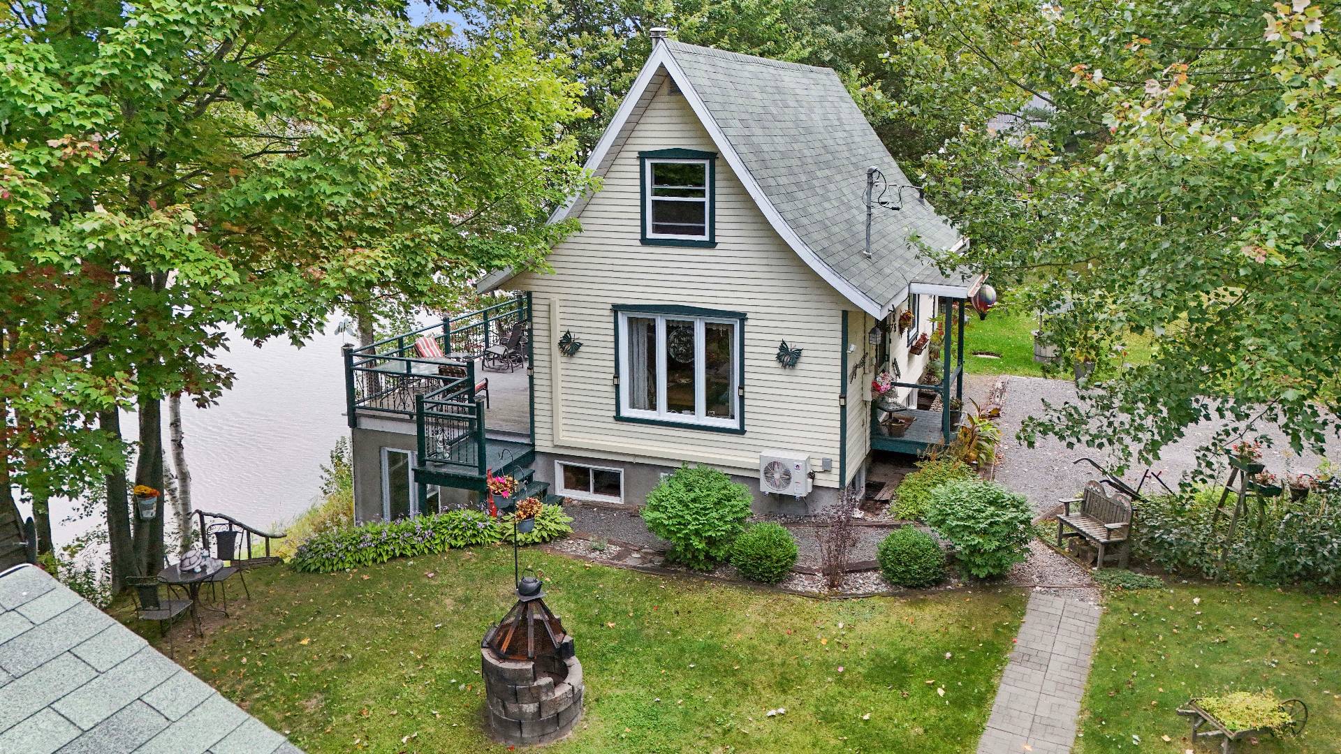 MLS: 27922505