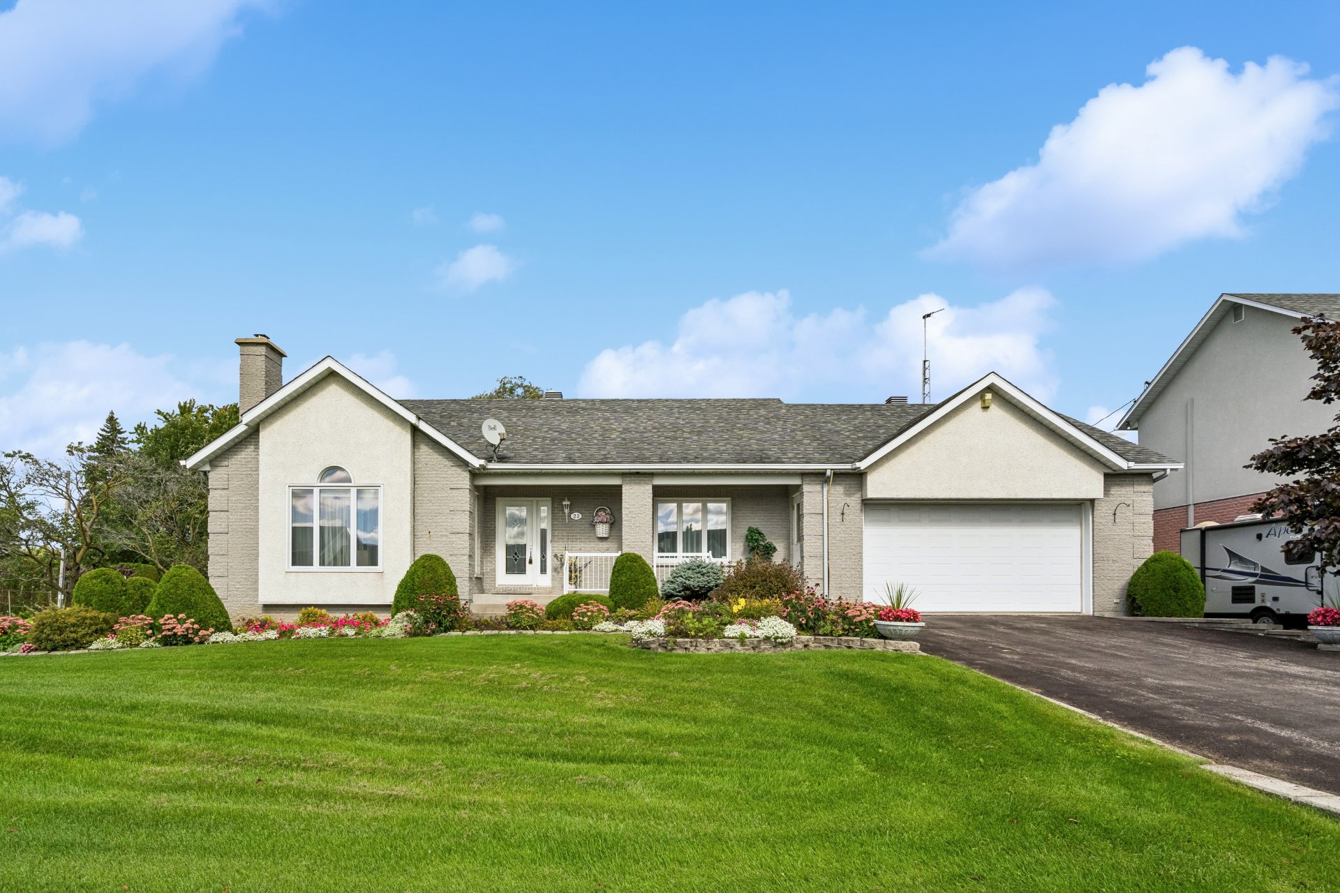 MLS: 14487369