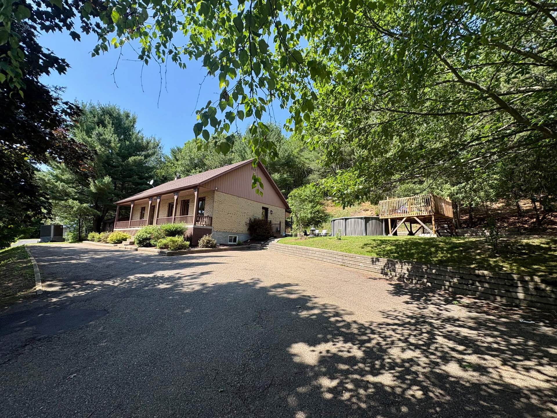 MLS: 18910626