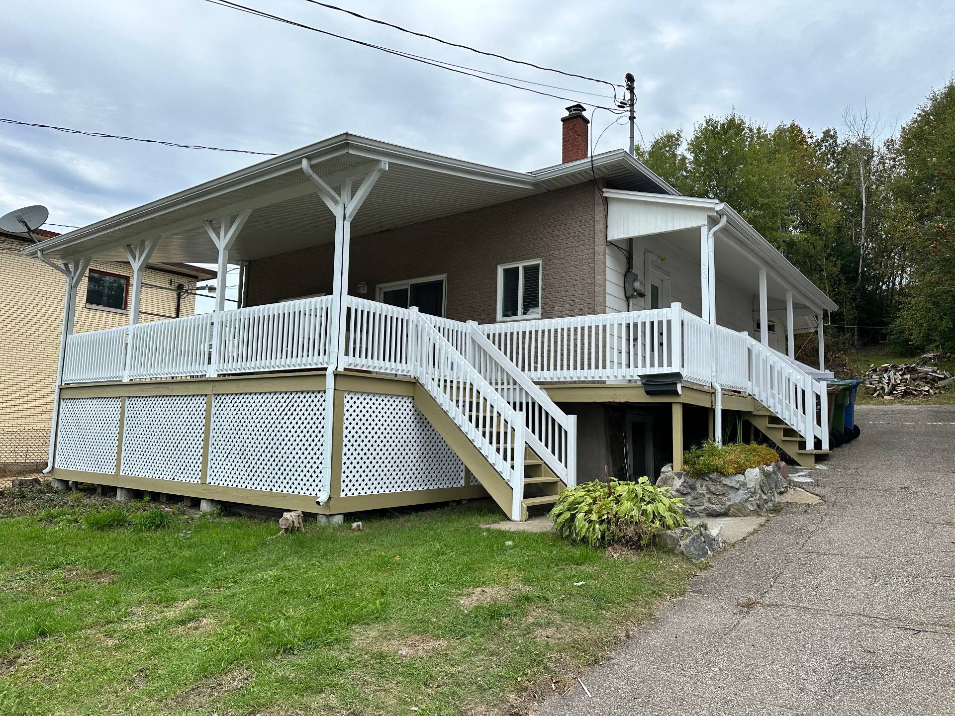 MLS: 28620480