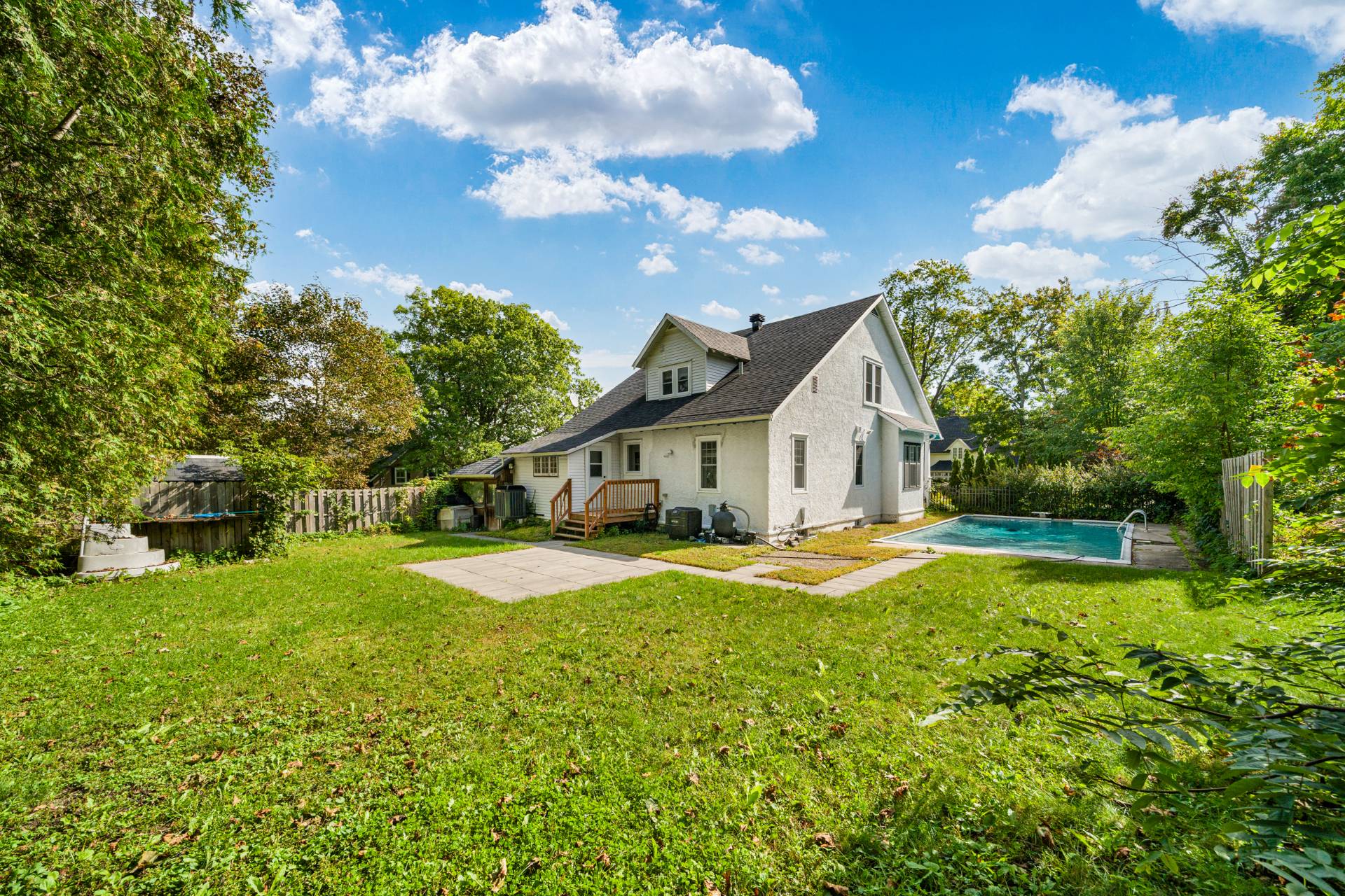 MLS: 16882099