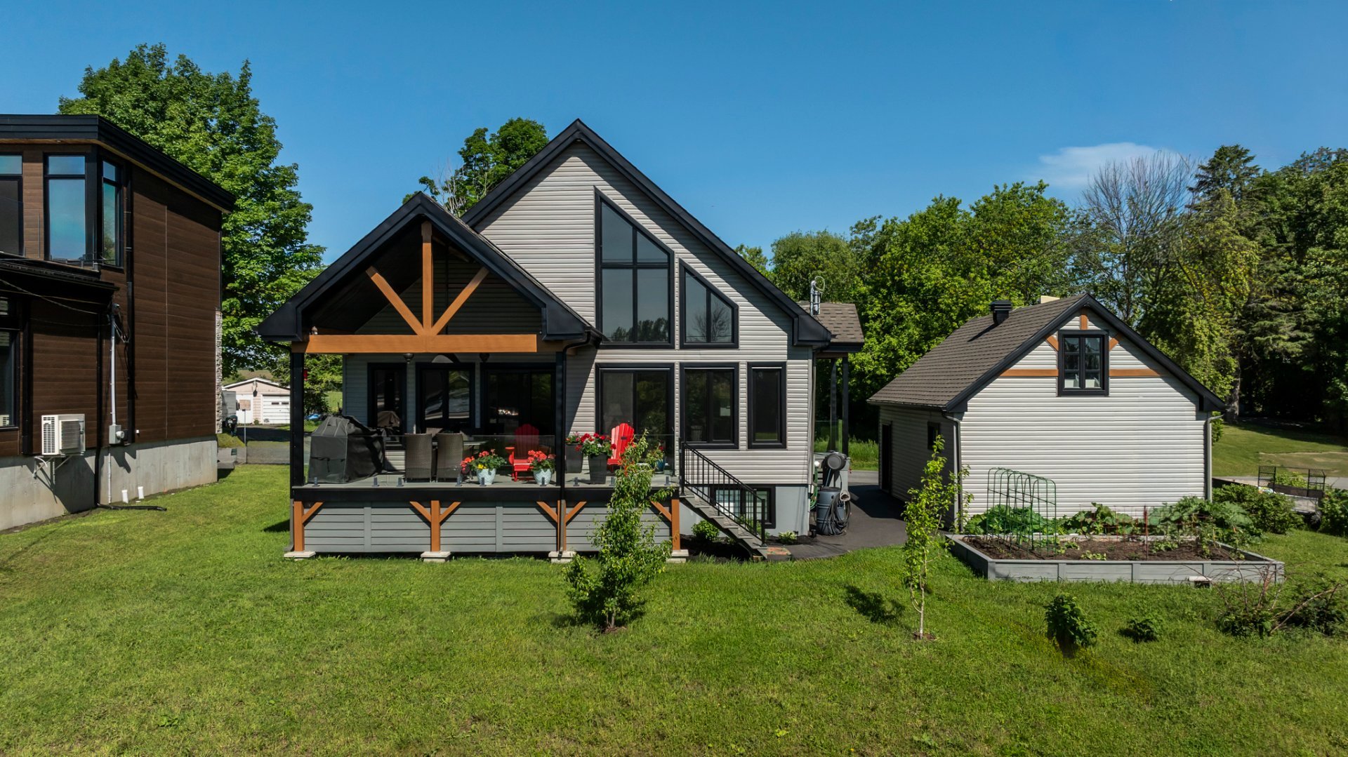 MLS: 28340875