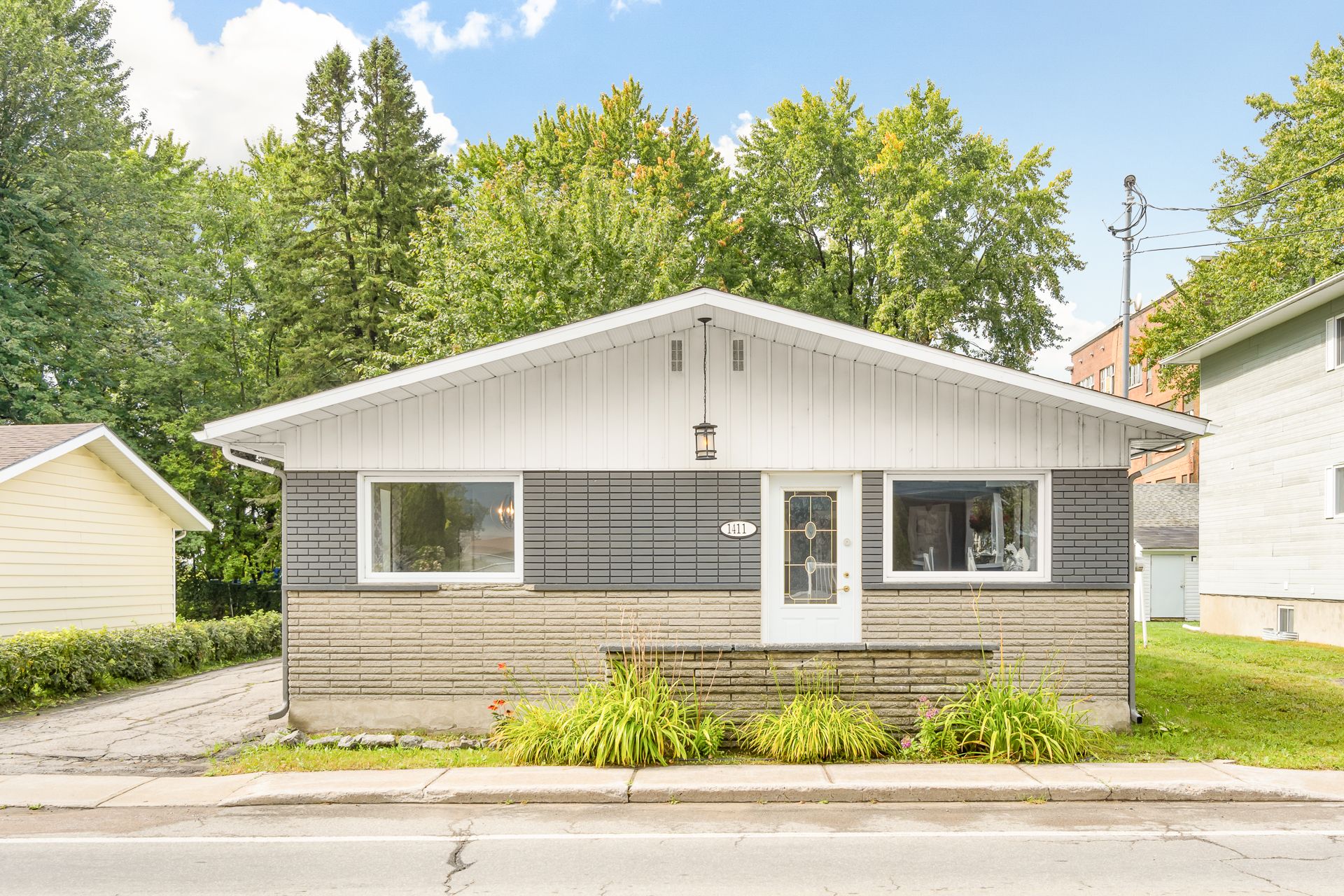 MLS: 19139958