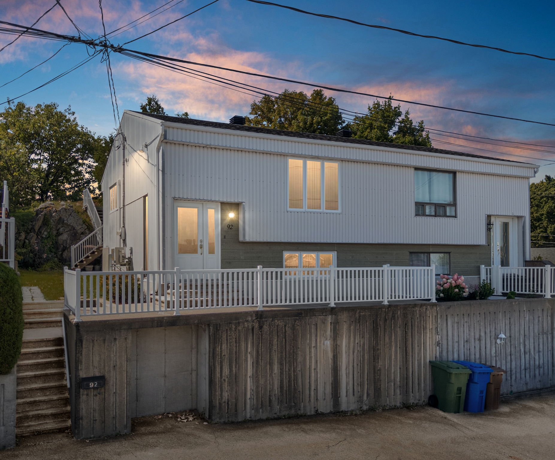 MLS: 12600410