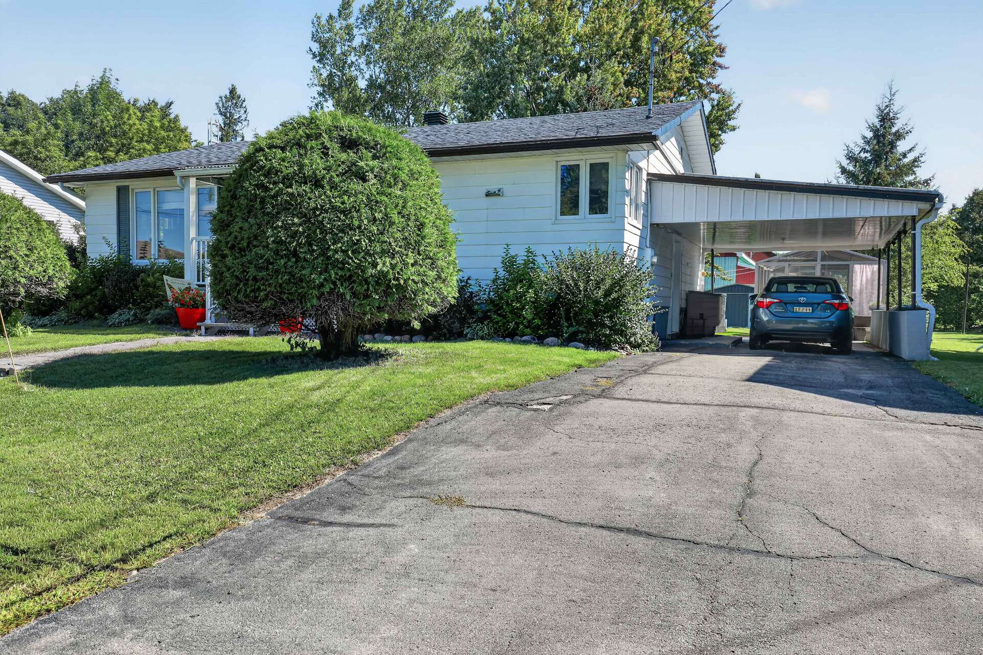 MLS: 17064205