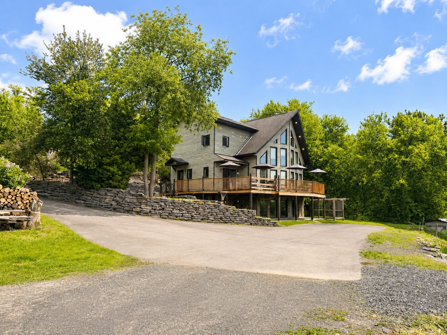 MLS: 18618052
