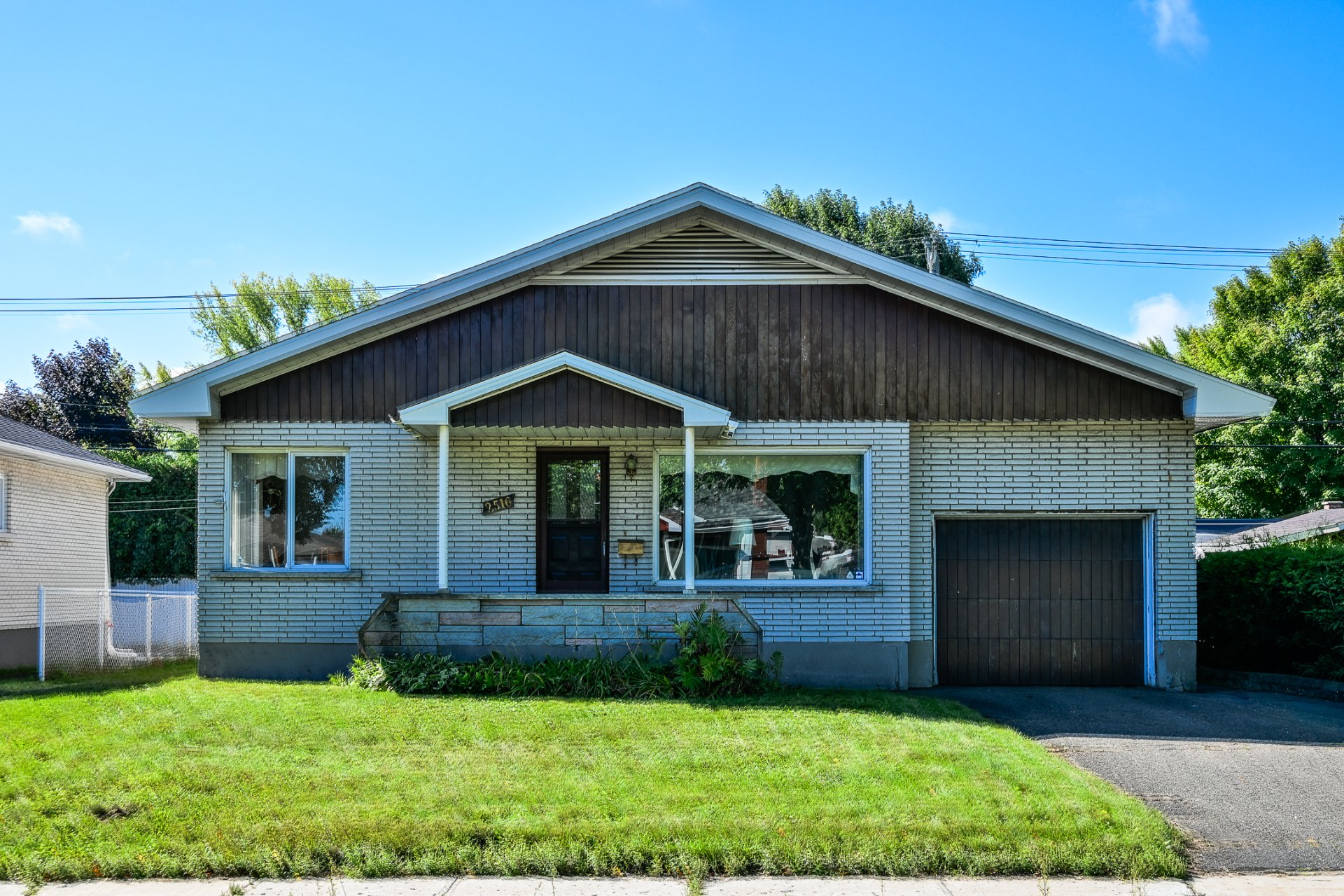 MLS: 21974127
