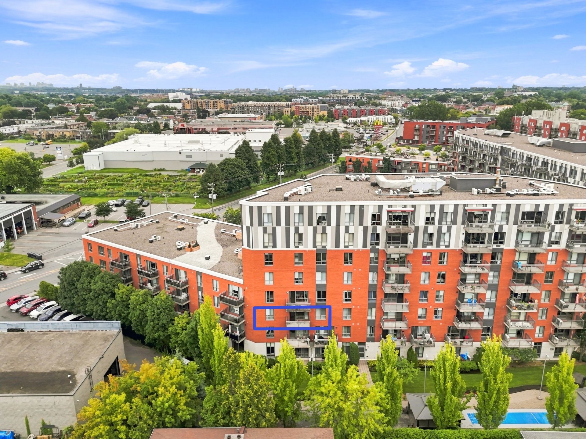 MLS: 22093241