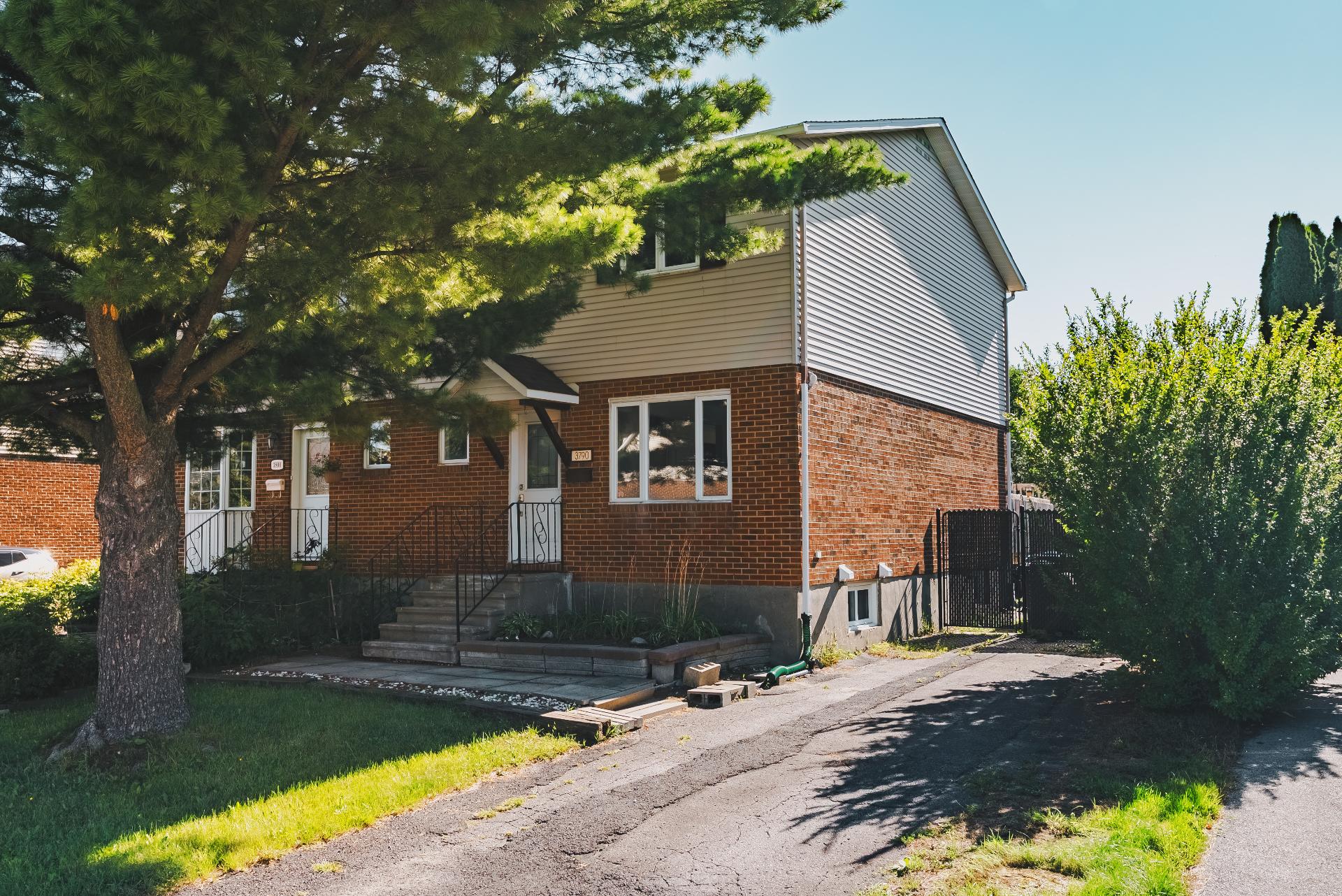 MLS: 26045404