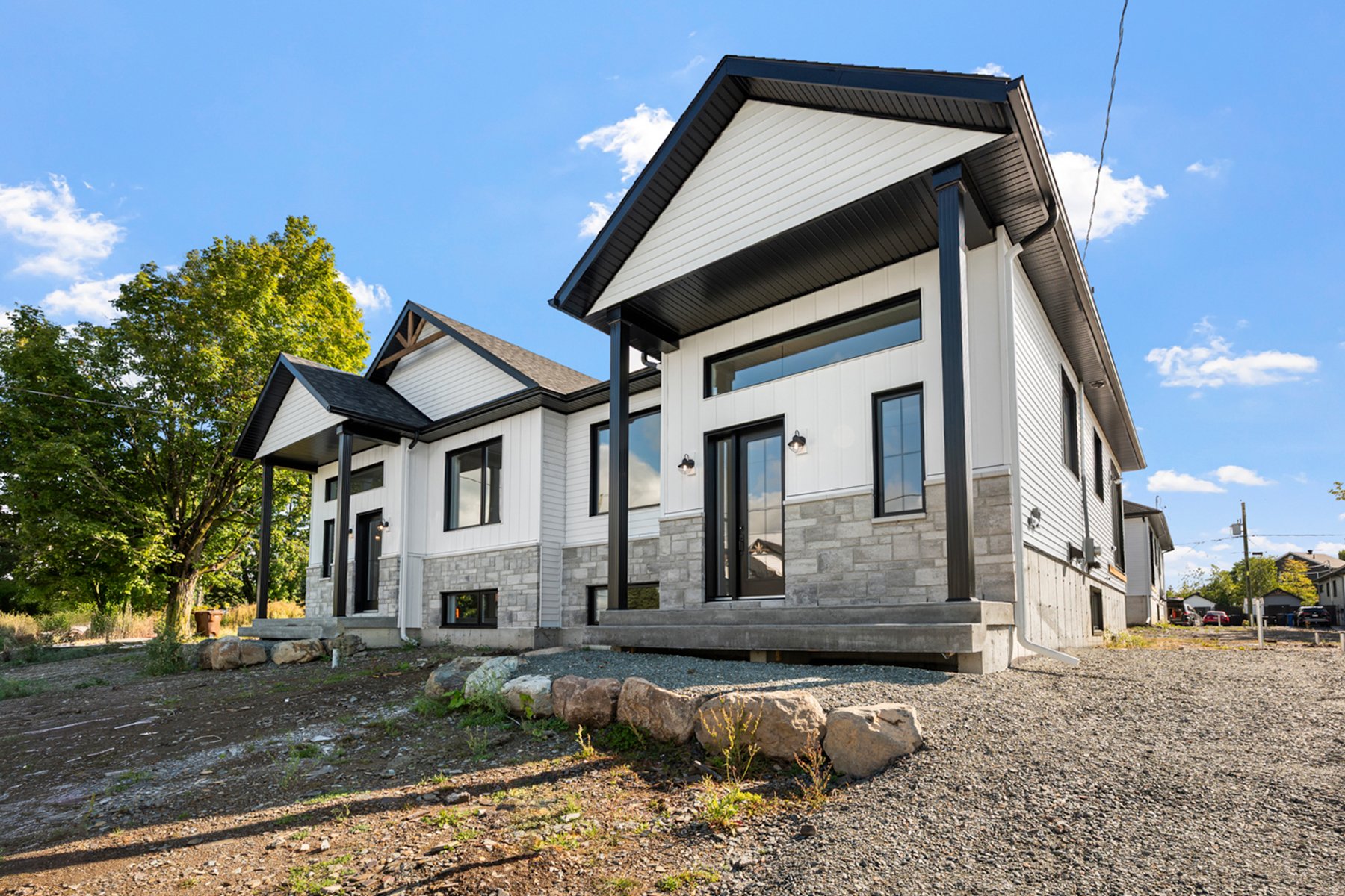 MLS: 14355096