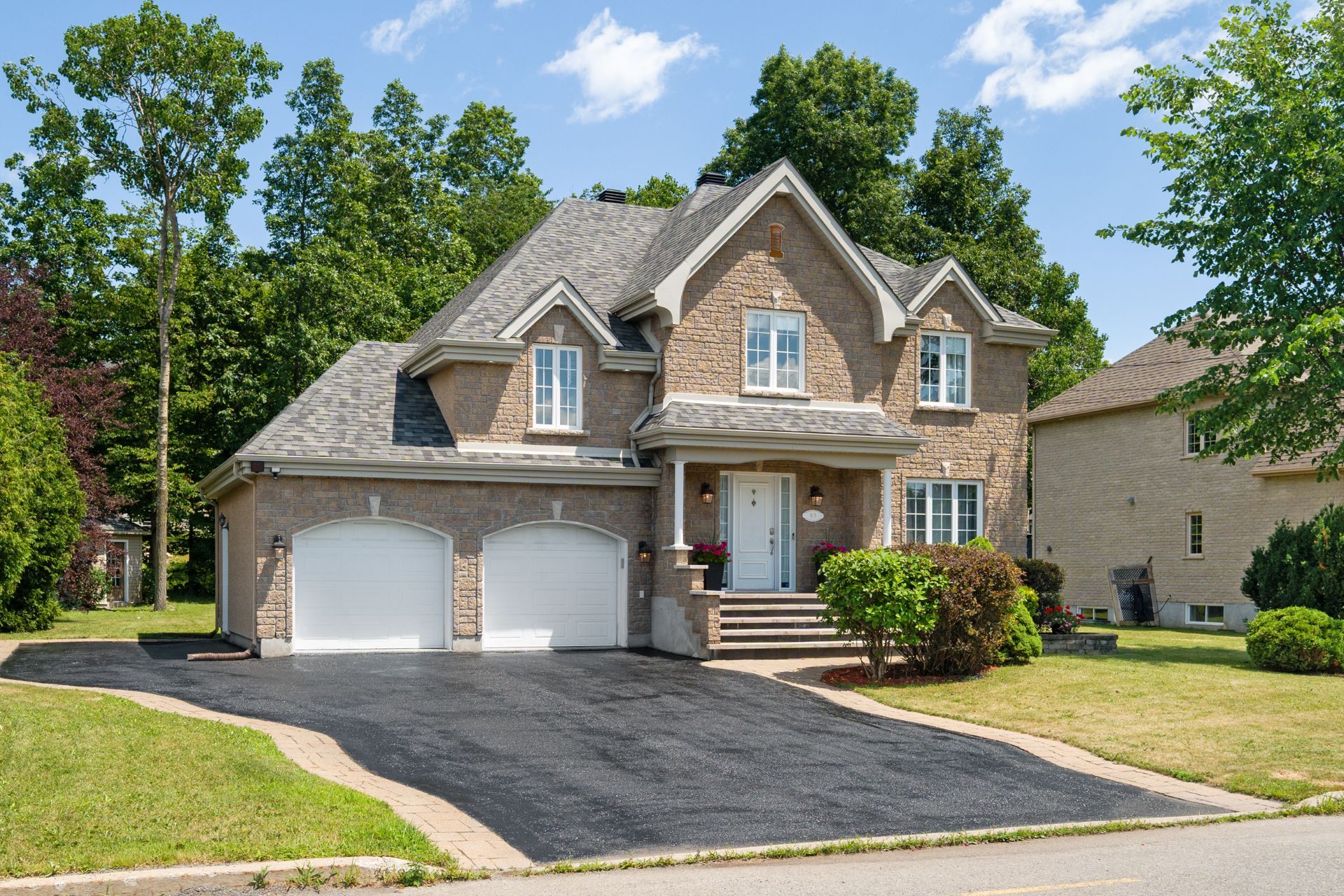 MLS: 19268331