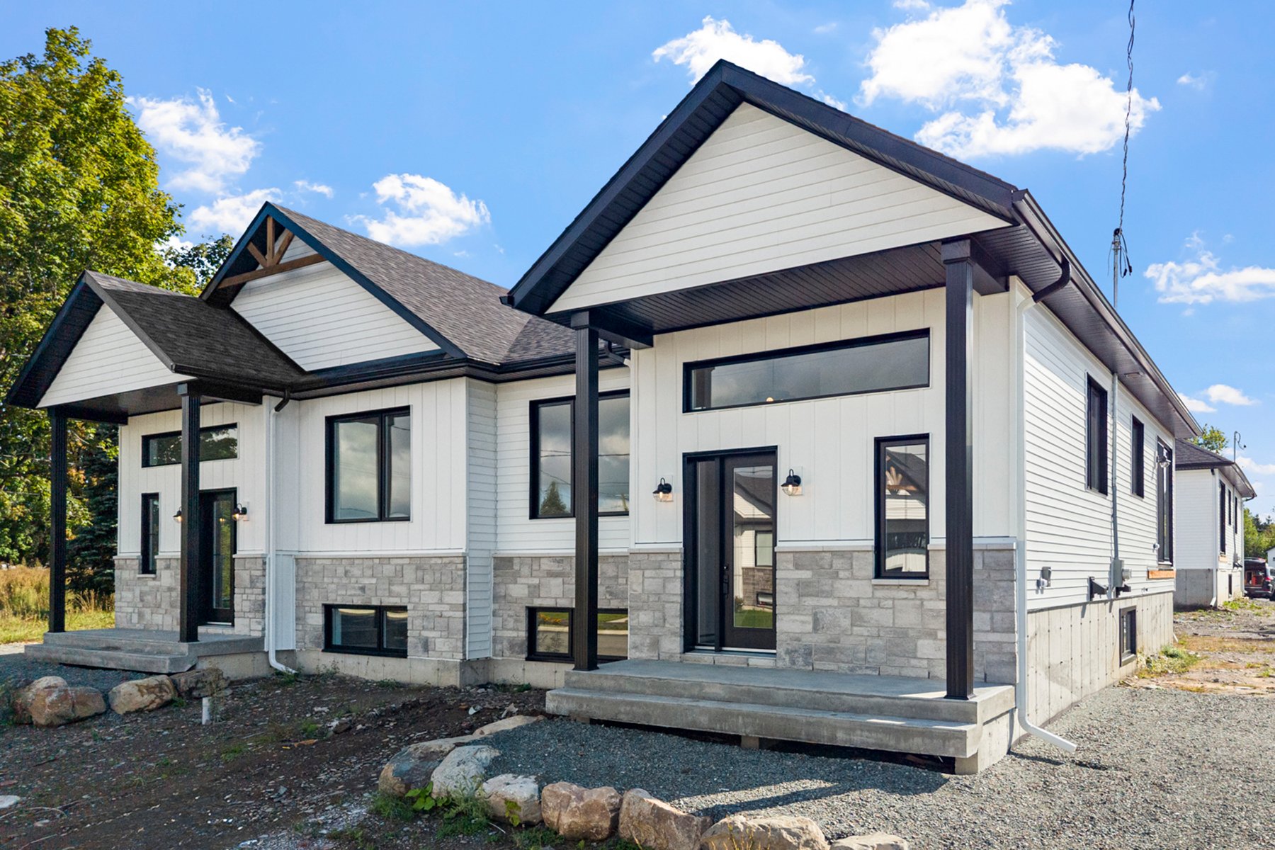 MLS: 16125341