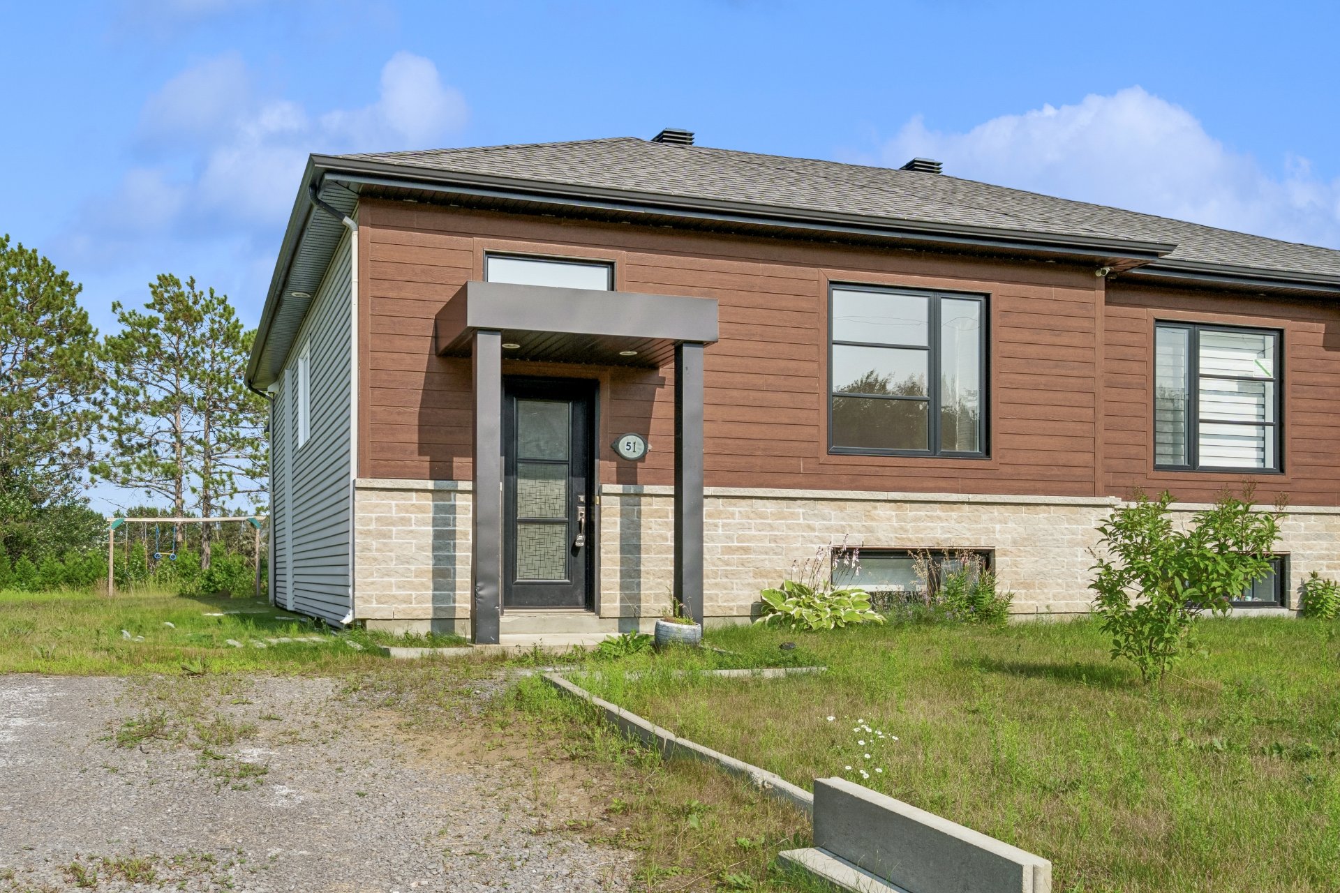 MLS: 9465096