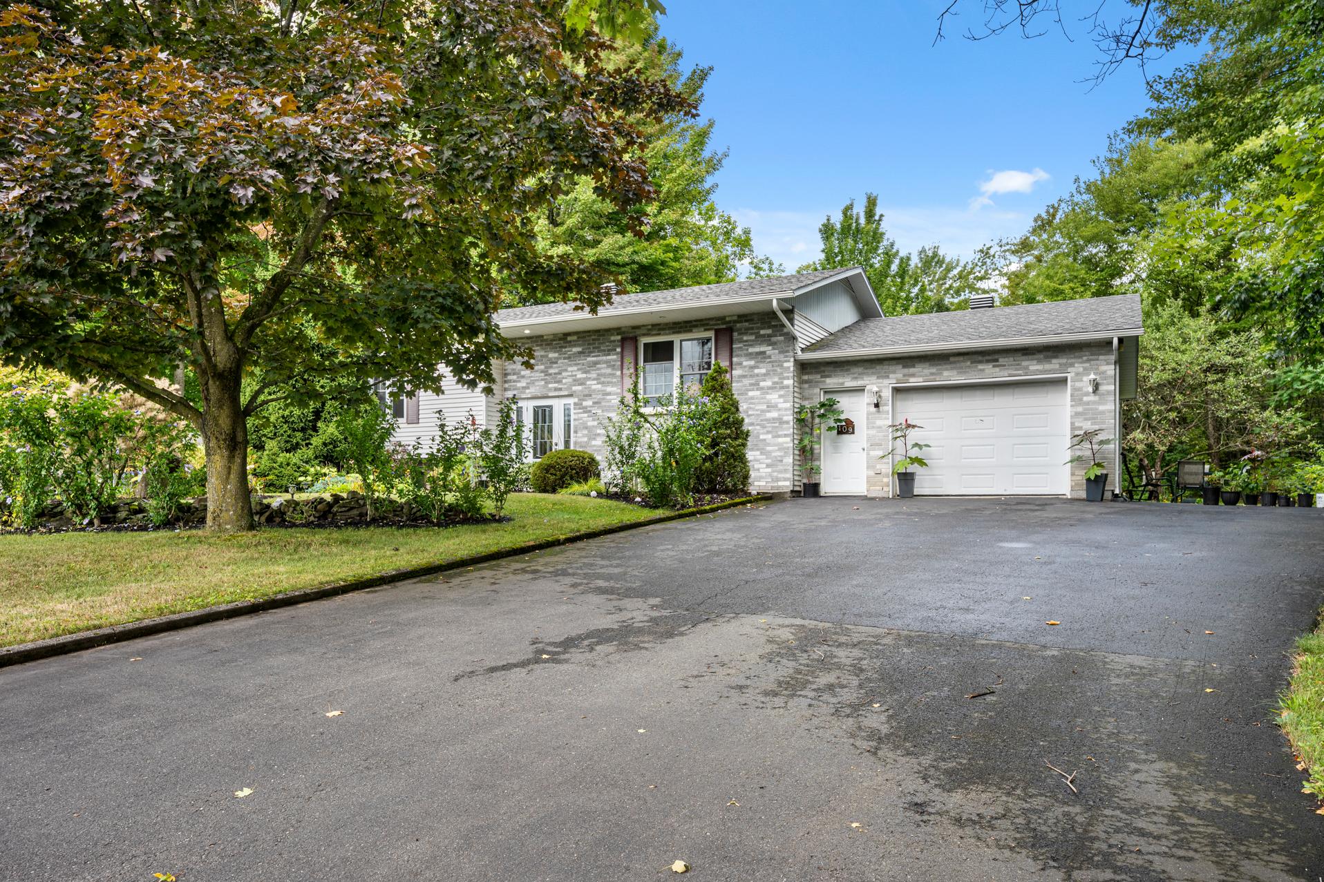 MLS: 17119080