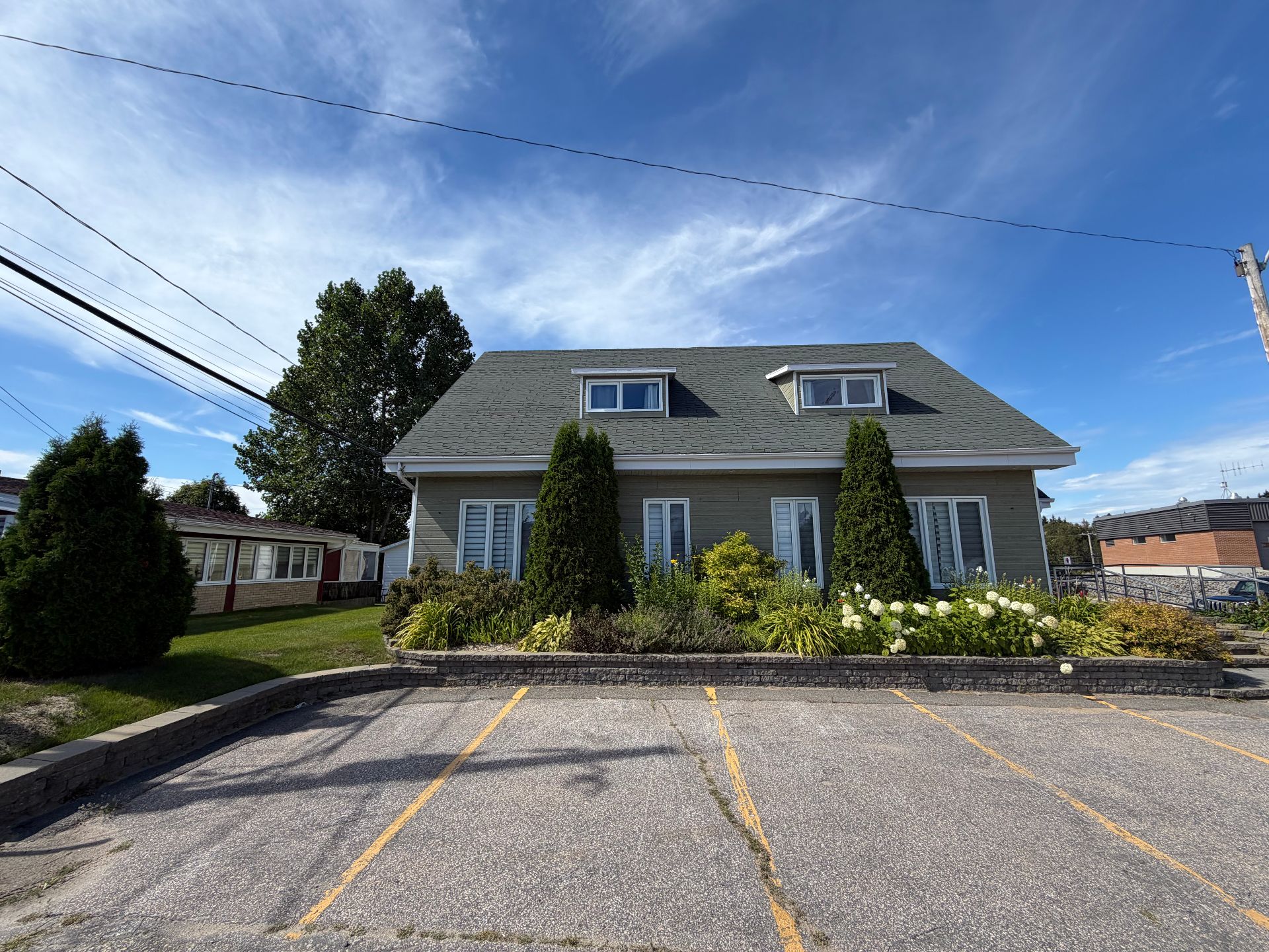 MLS: 15614382