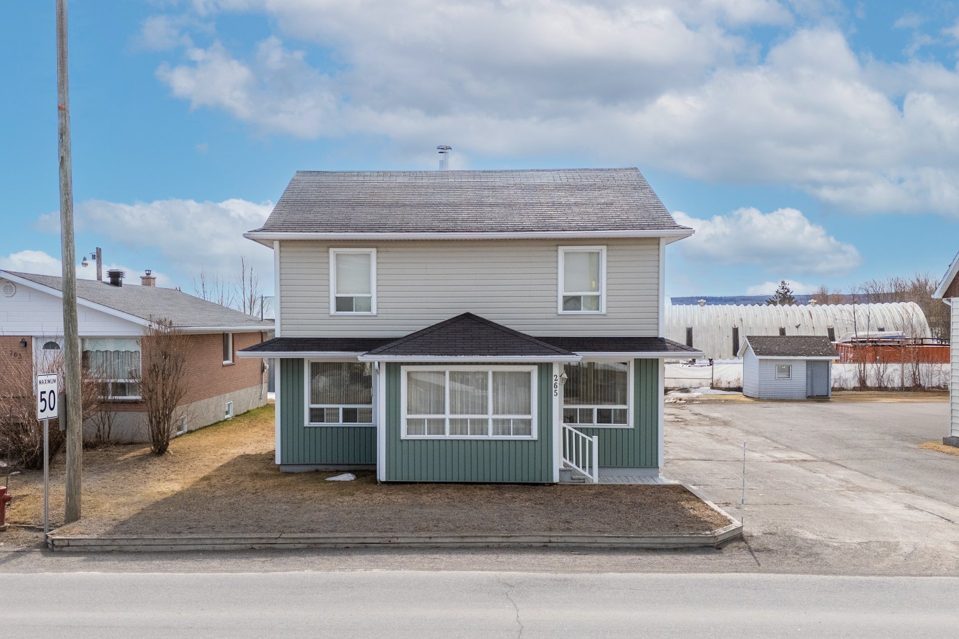 MLS: 15696161