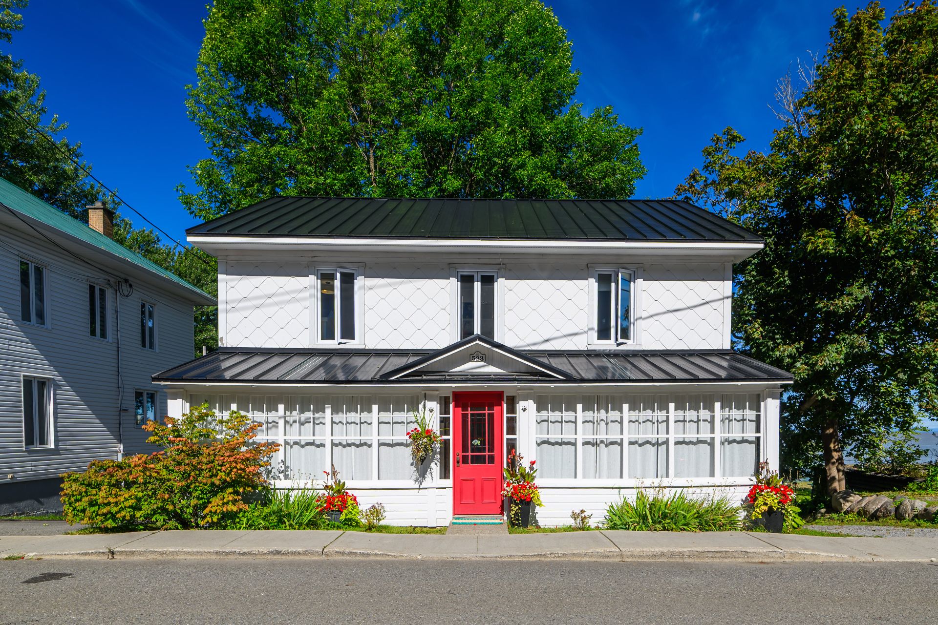 MLS: 19599449