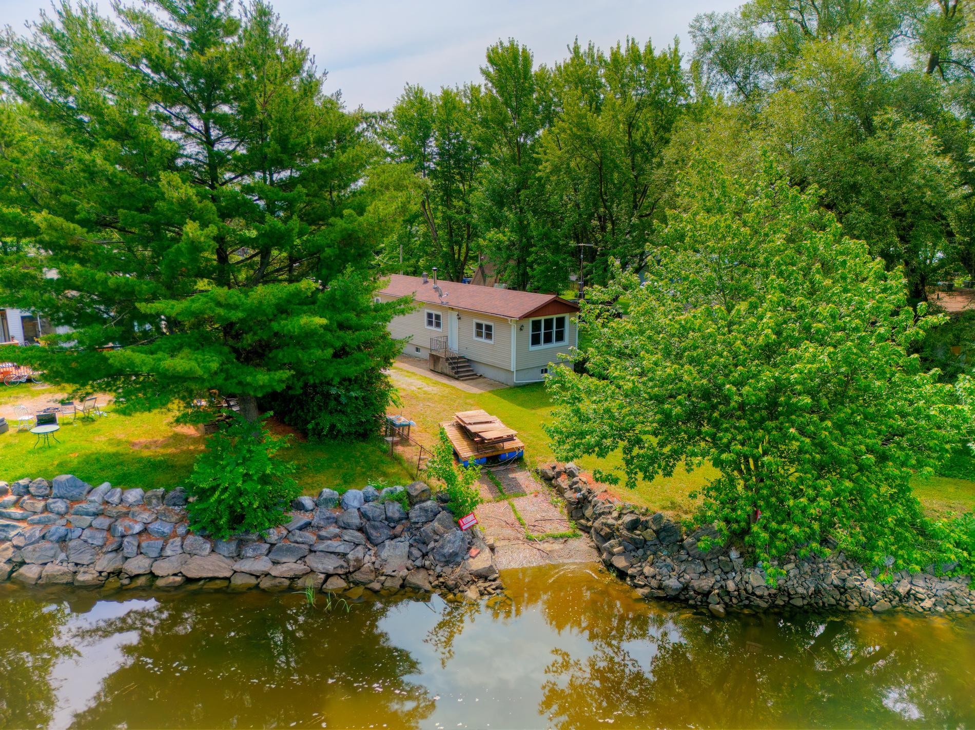 MLS: 15454831
