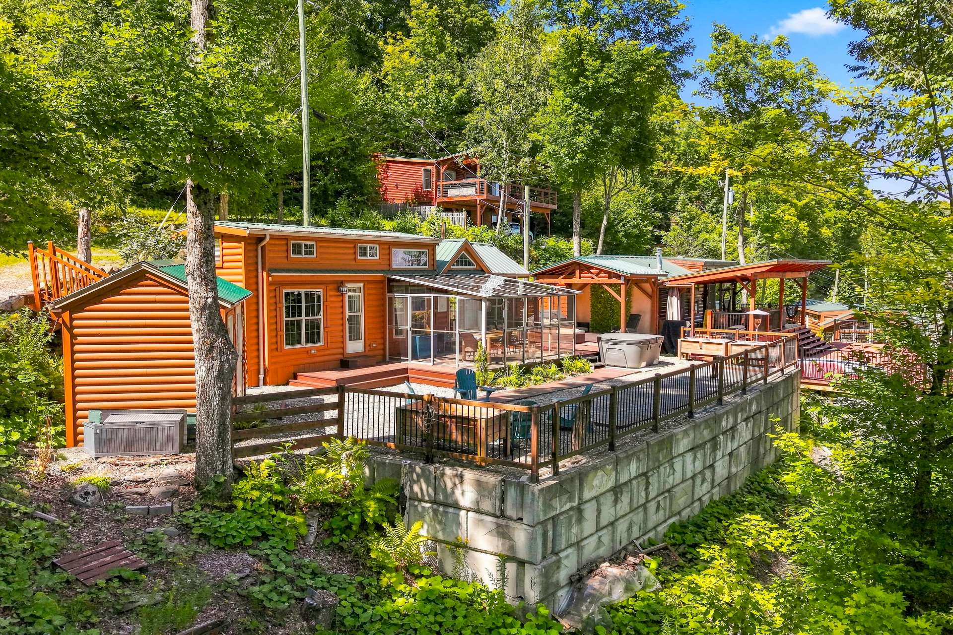 MLS: 20060953
