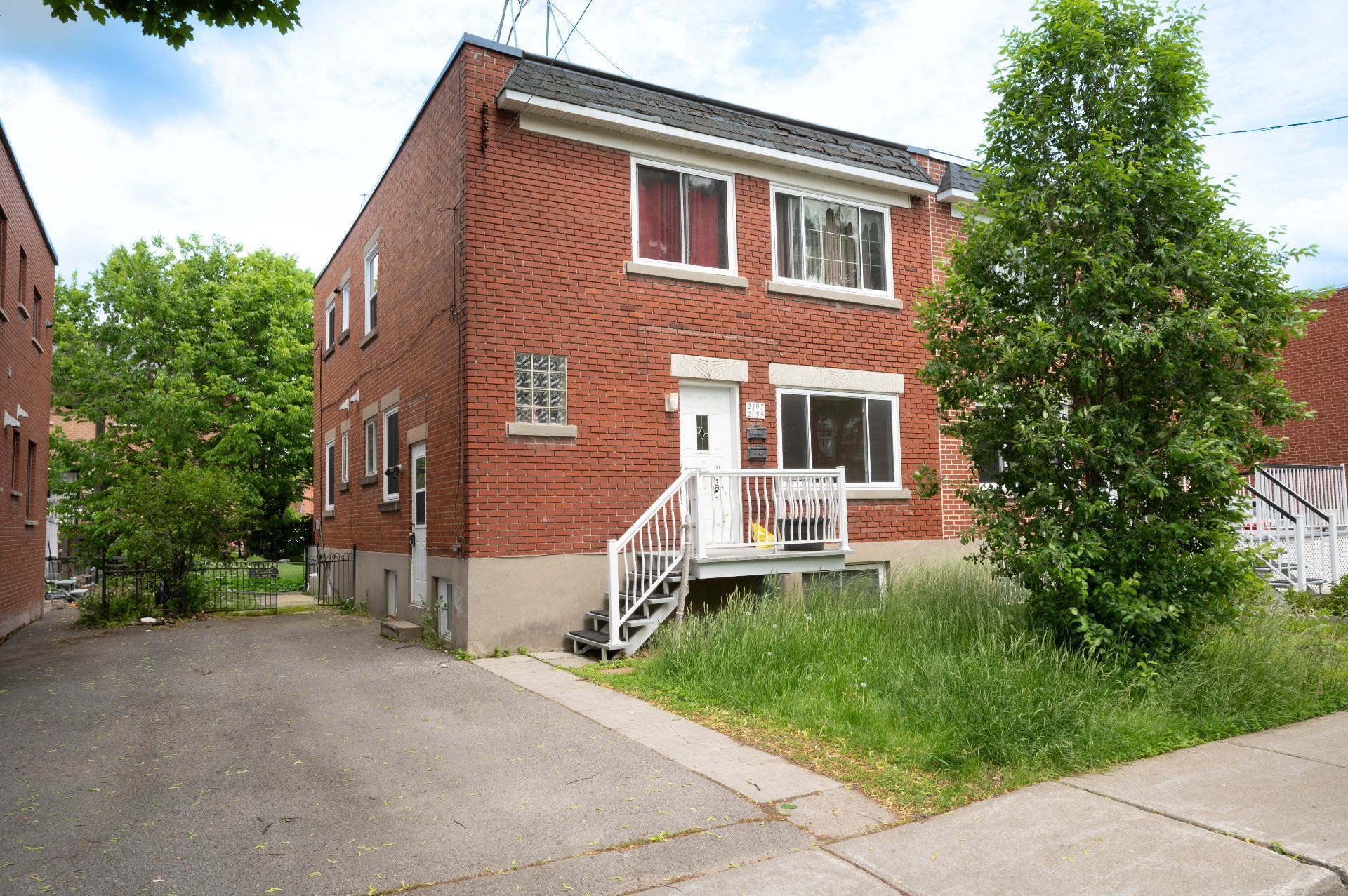 MLS: 19415832