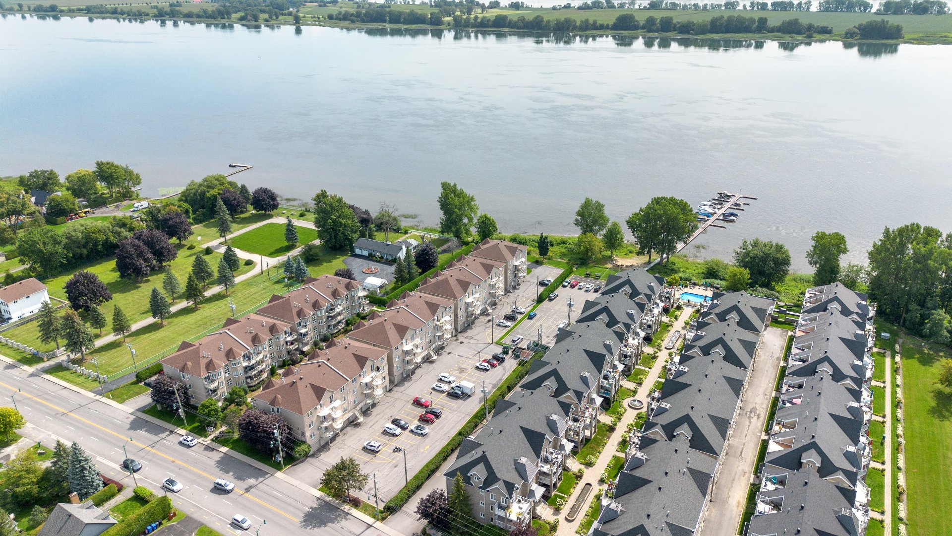 MLS: 27848616