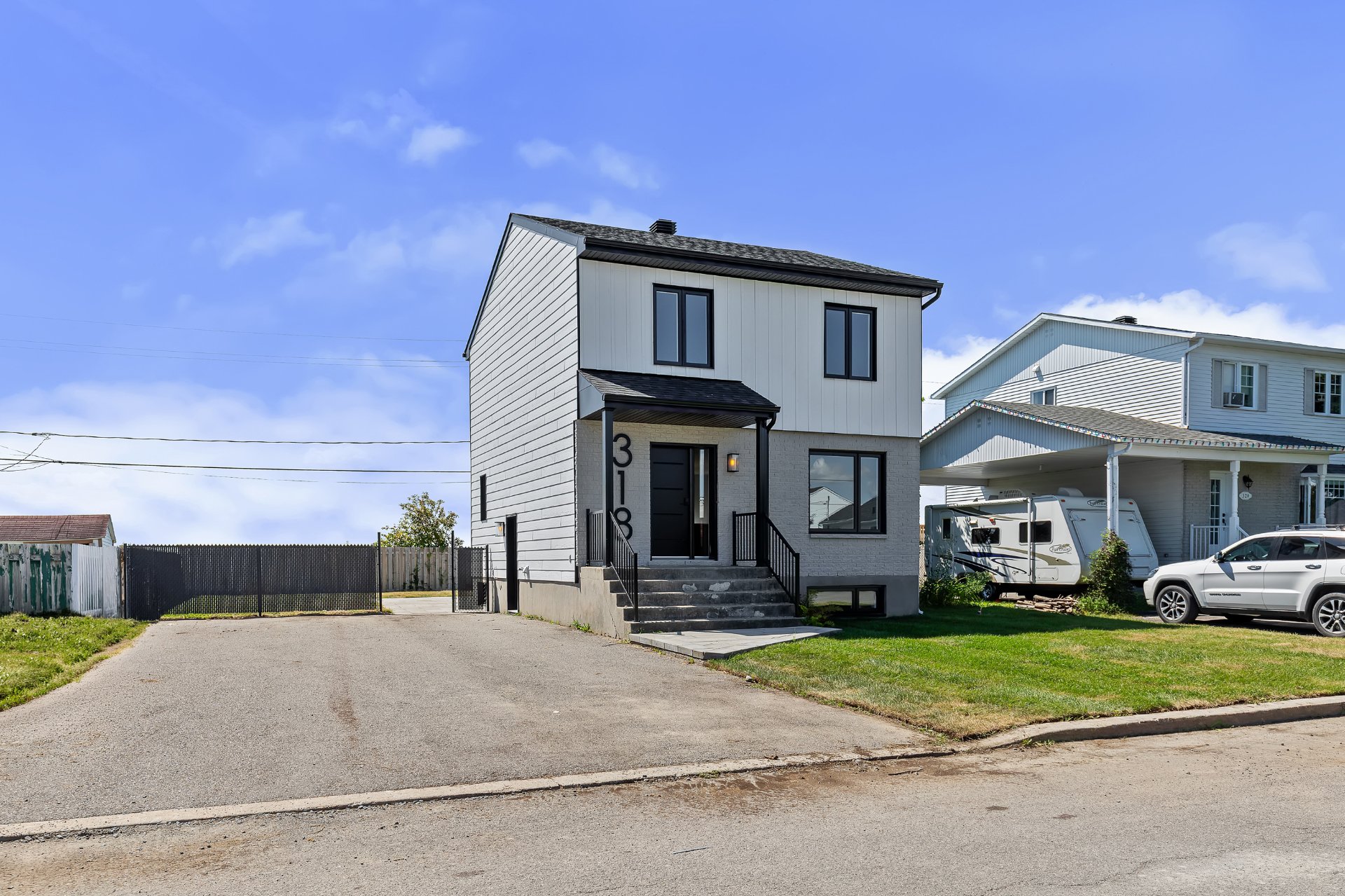 MLS: 17404674