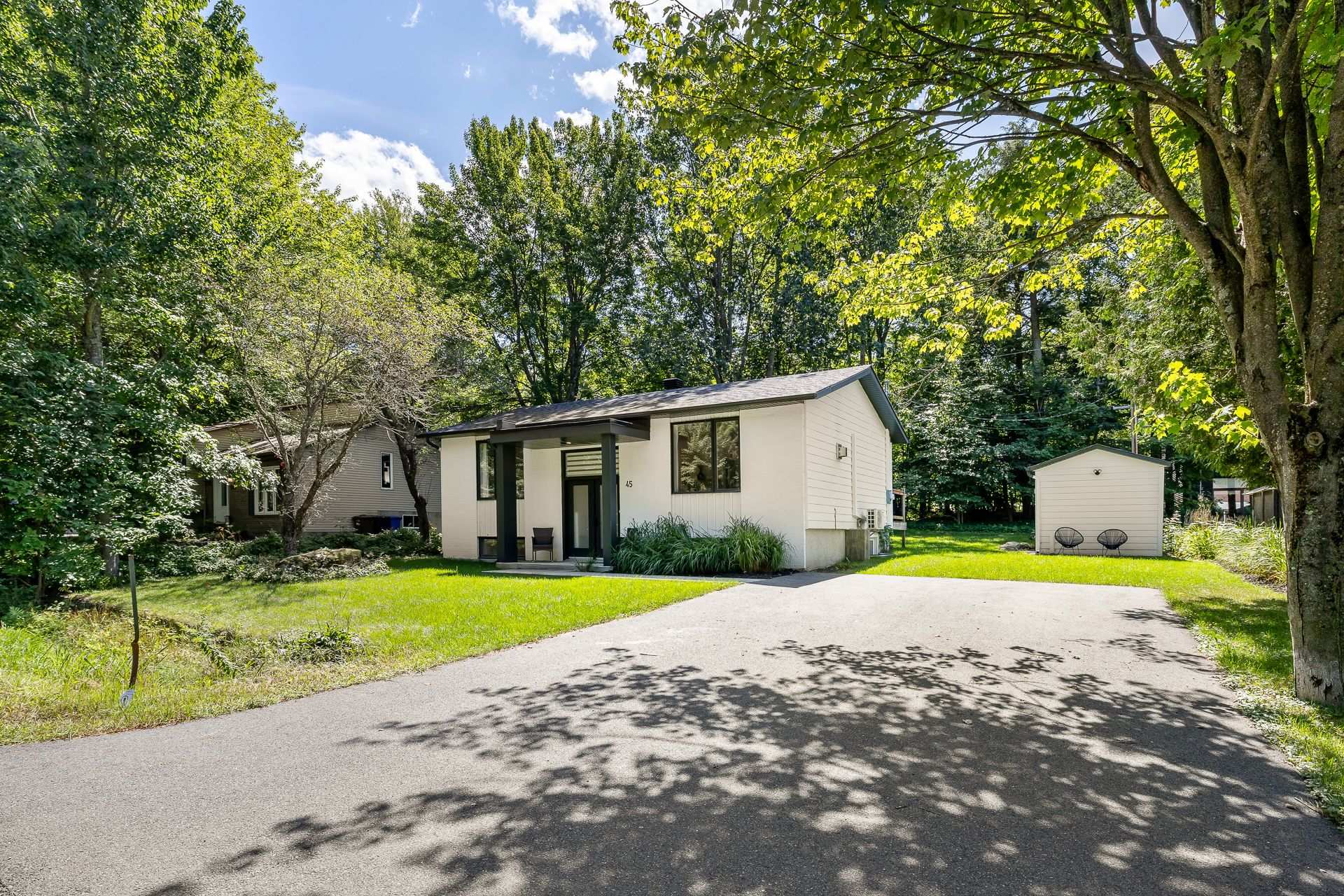 MLS: 25694096