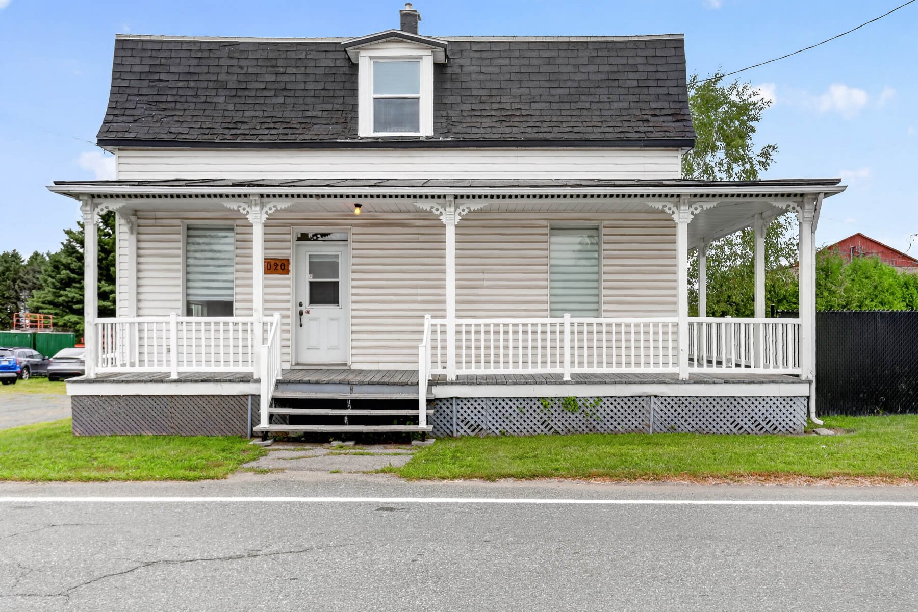 MLS: 19876354