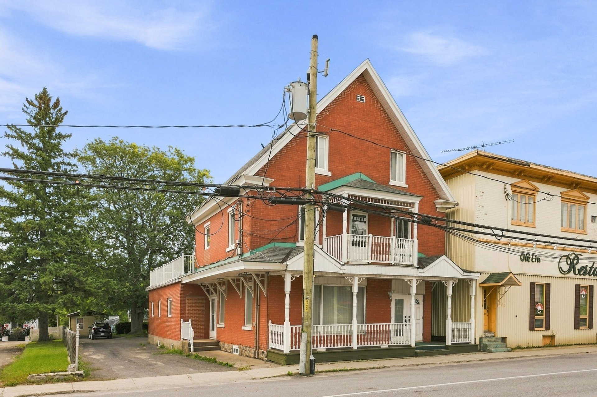 MLS: 15589633