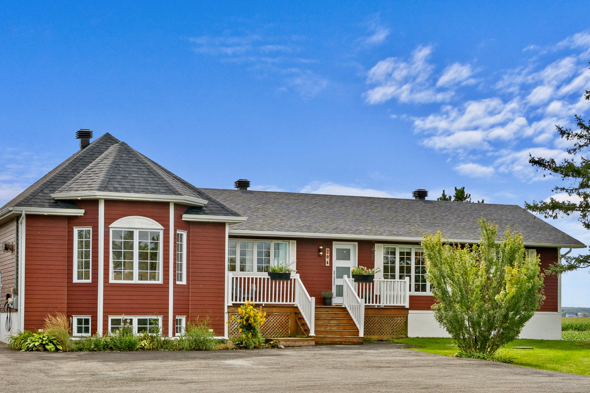 MLS : 28073827