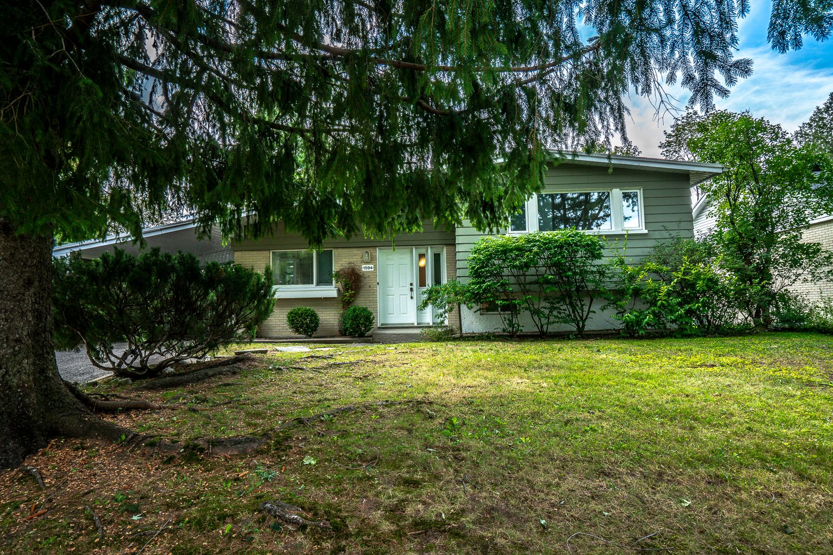 MLS: 22086424