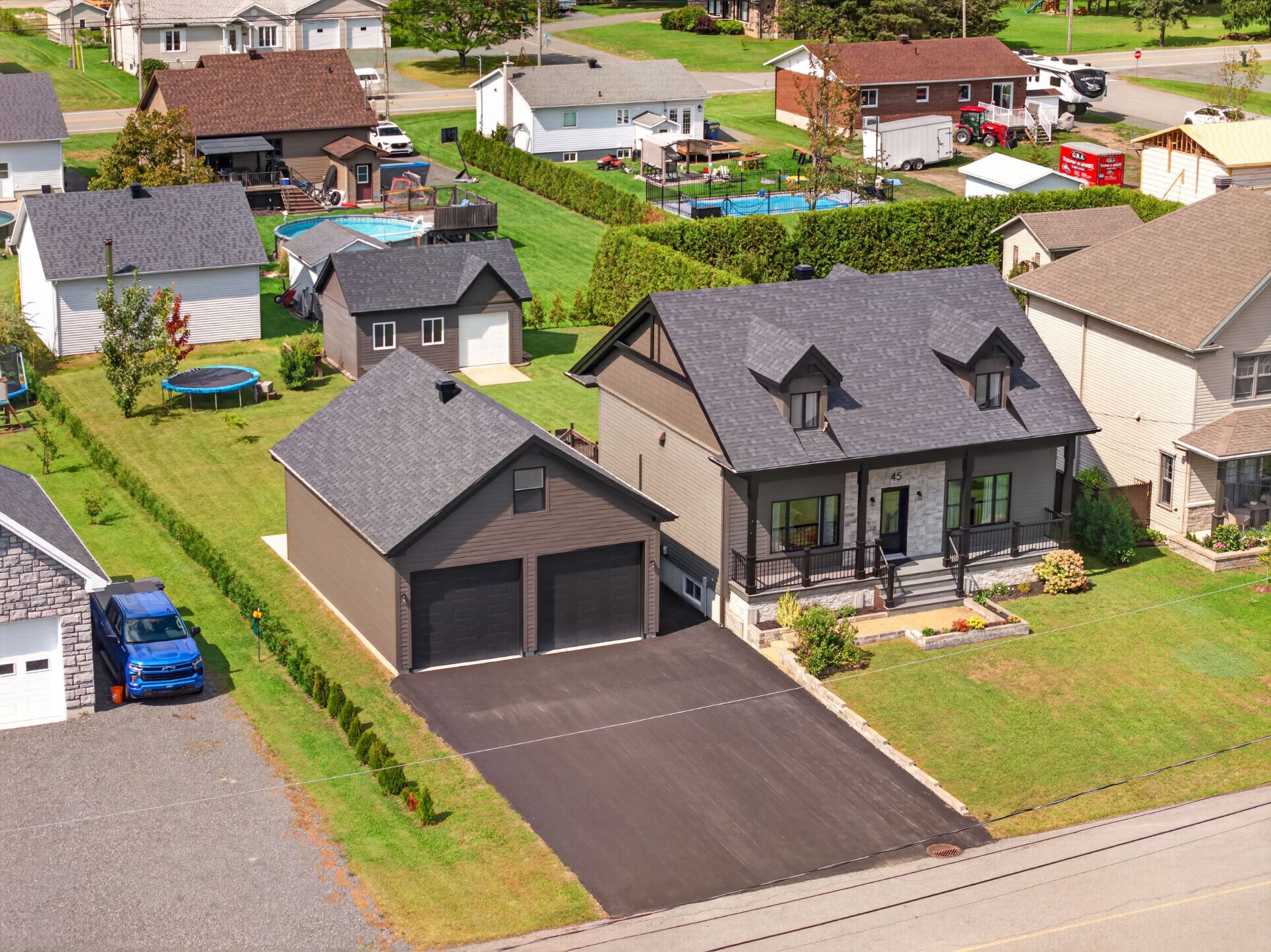 MLS: 18577683