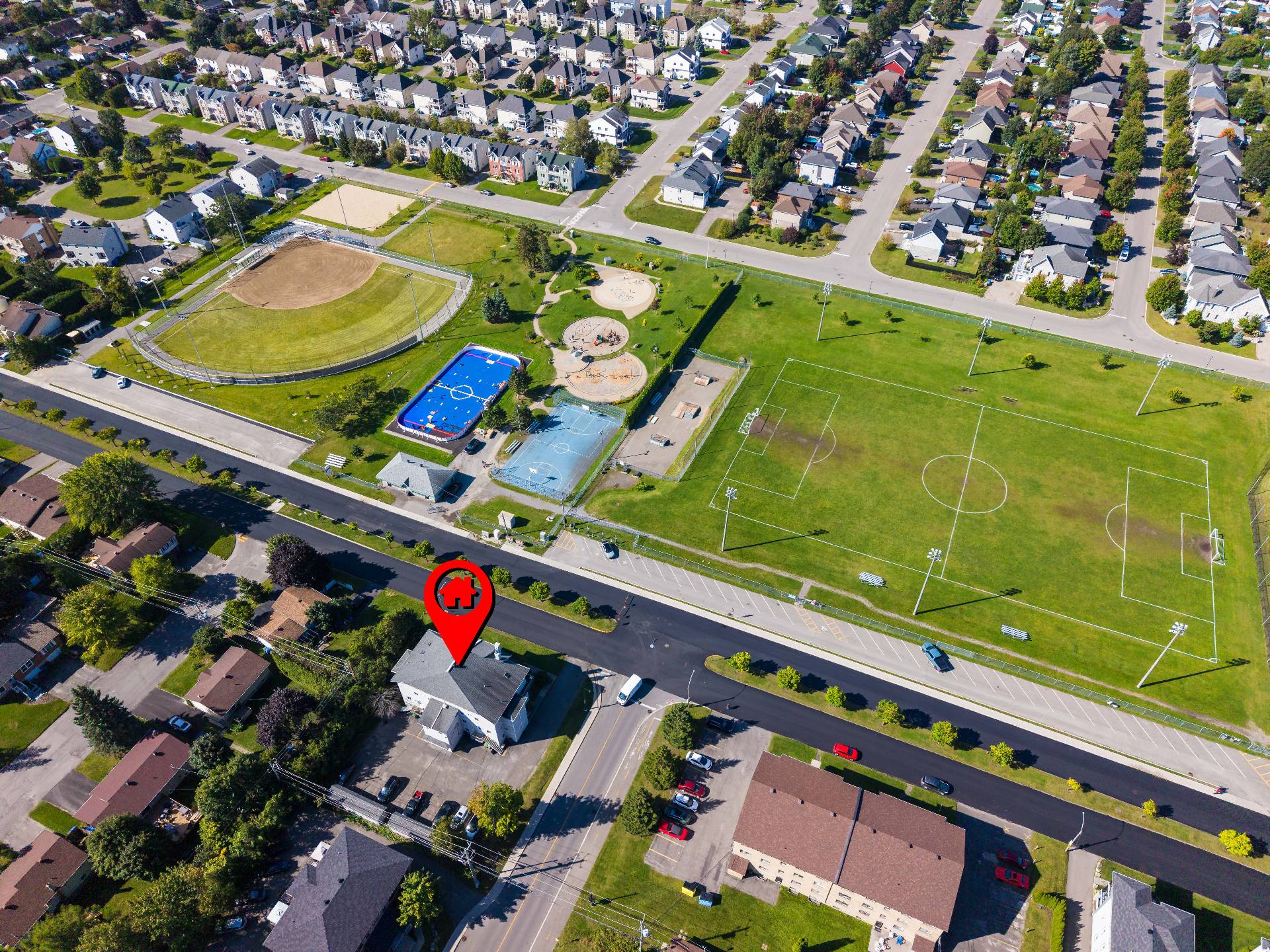 MLS: 27071127