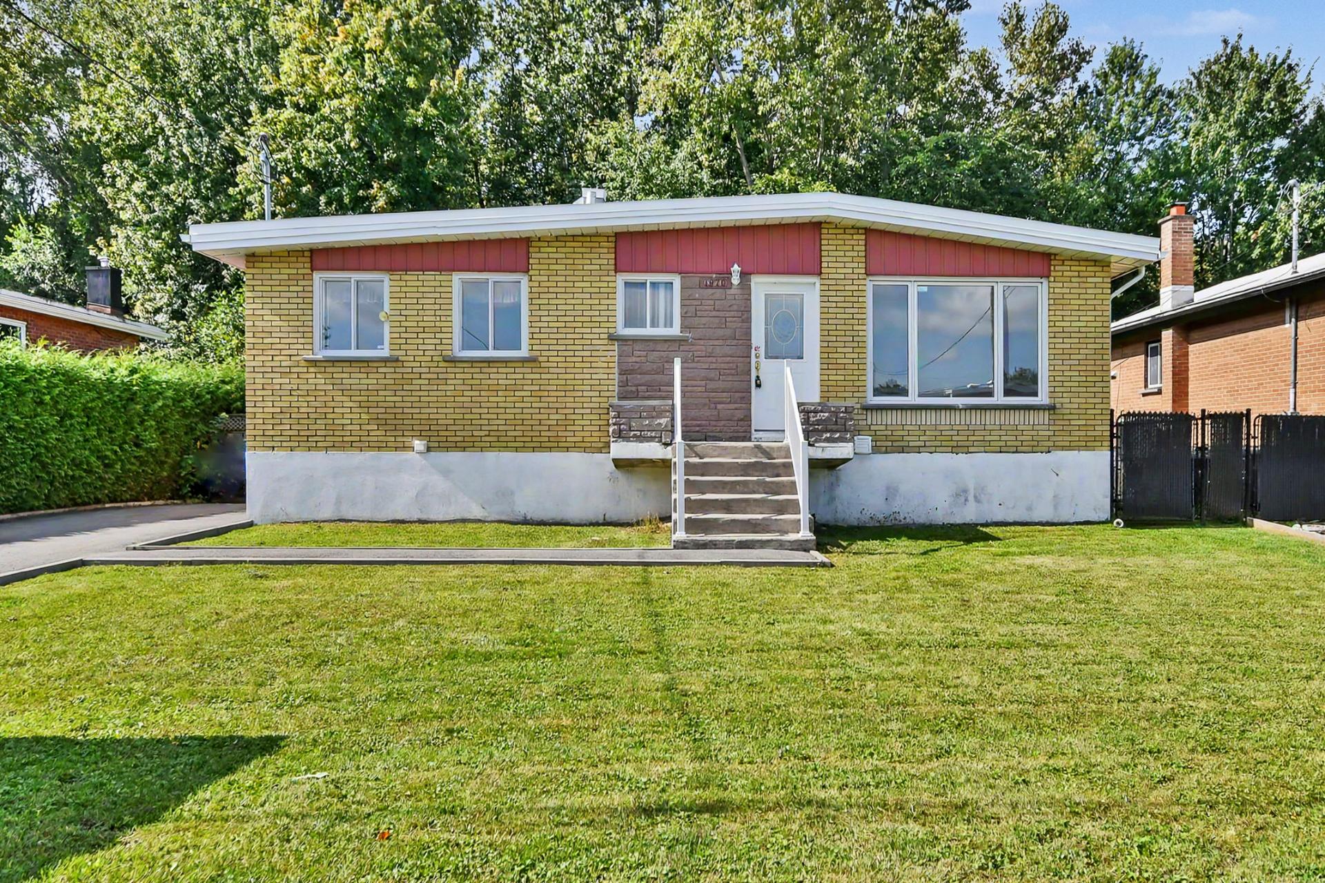 MLS: 28792806