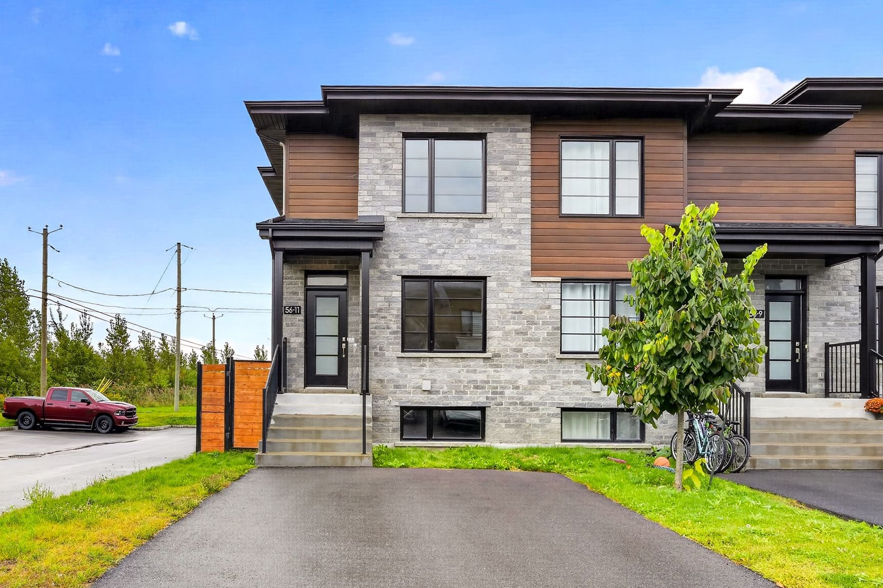 MLS: 16354906