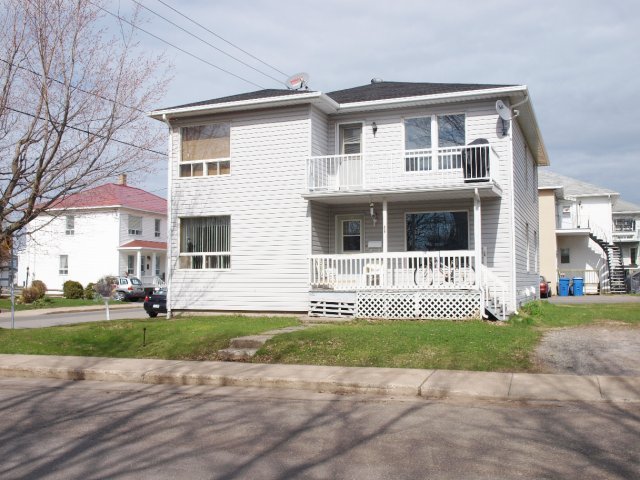 MLS: 22796042