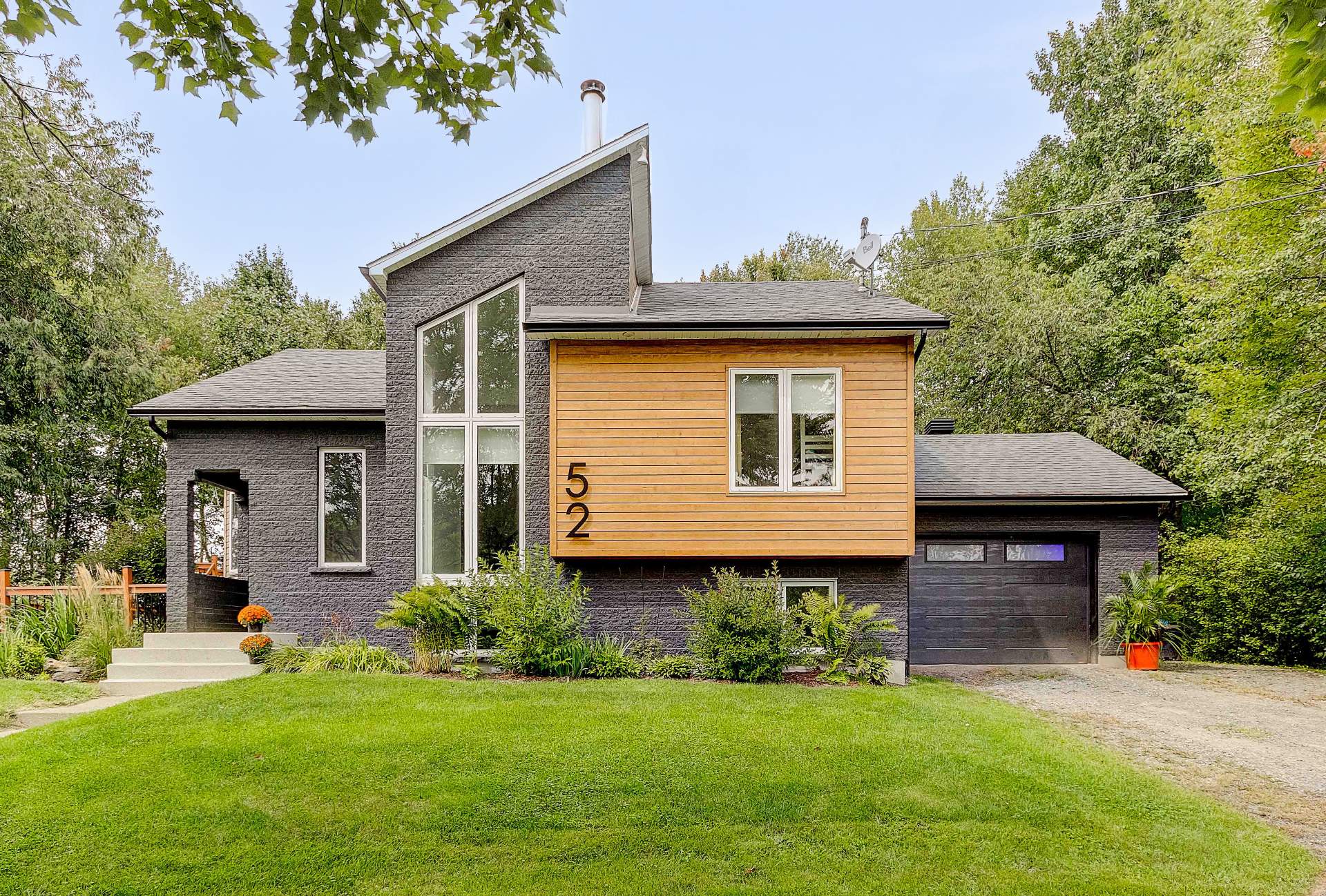 MLS: 10028327