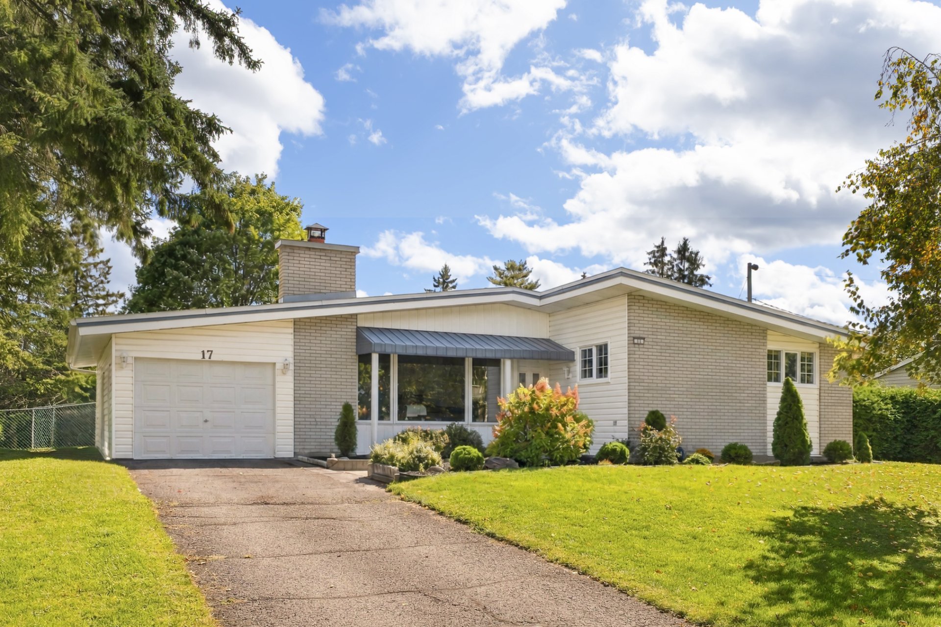 MLS: 19260628