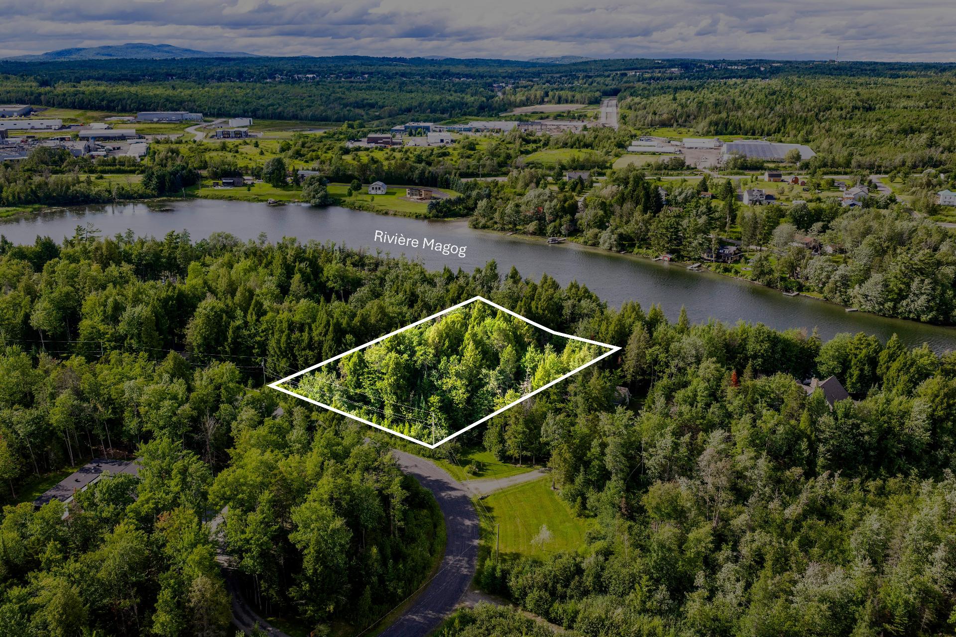 MLS: 22922522