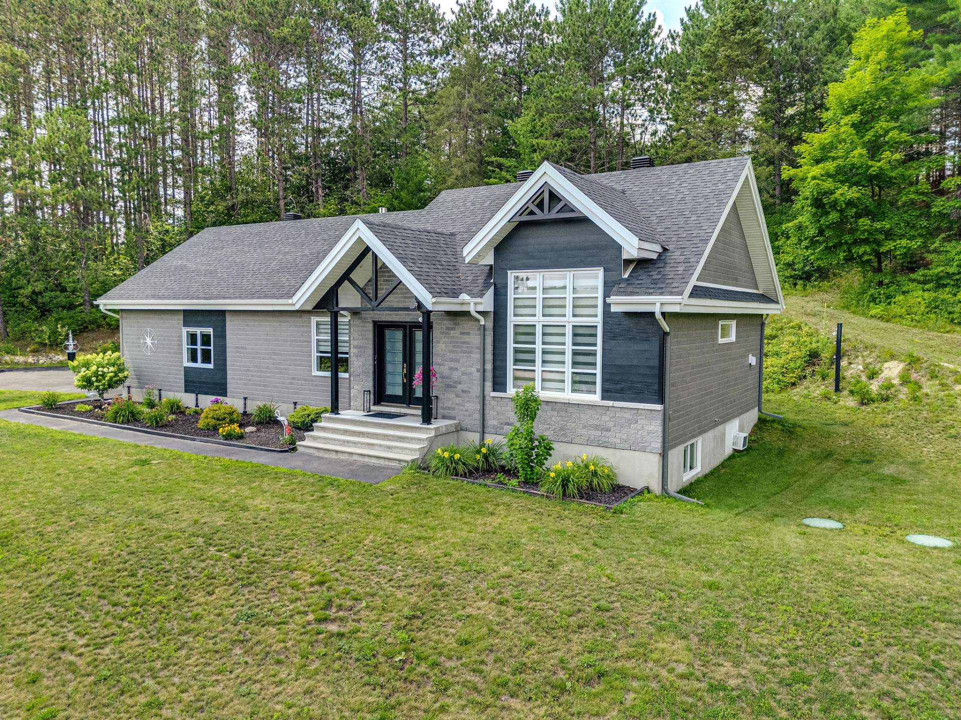 MLS: 21858534