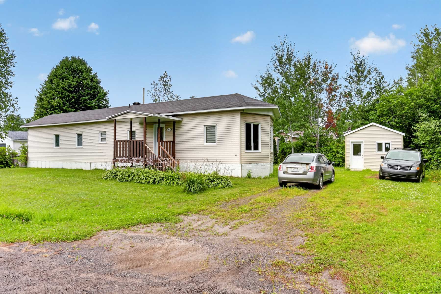 MLS: 20952846
