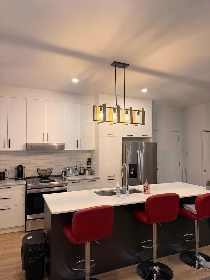 MLS: 25115539